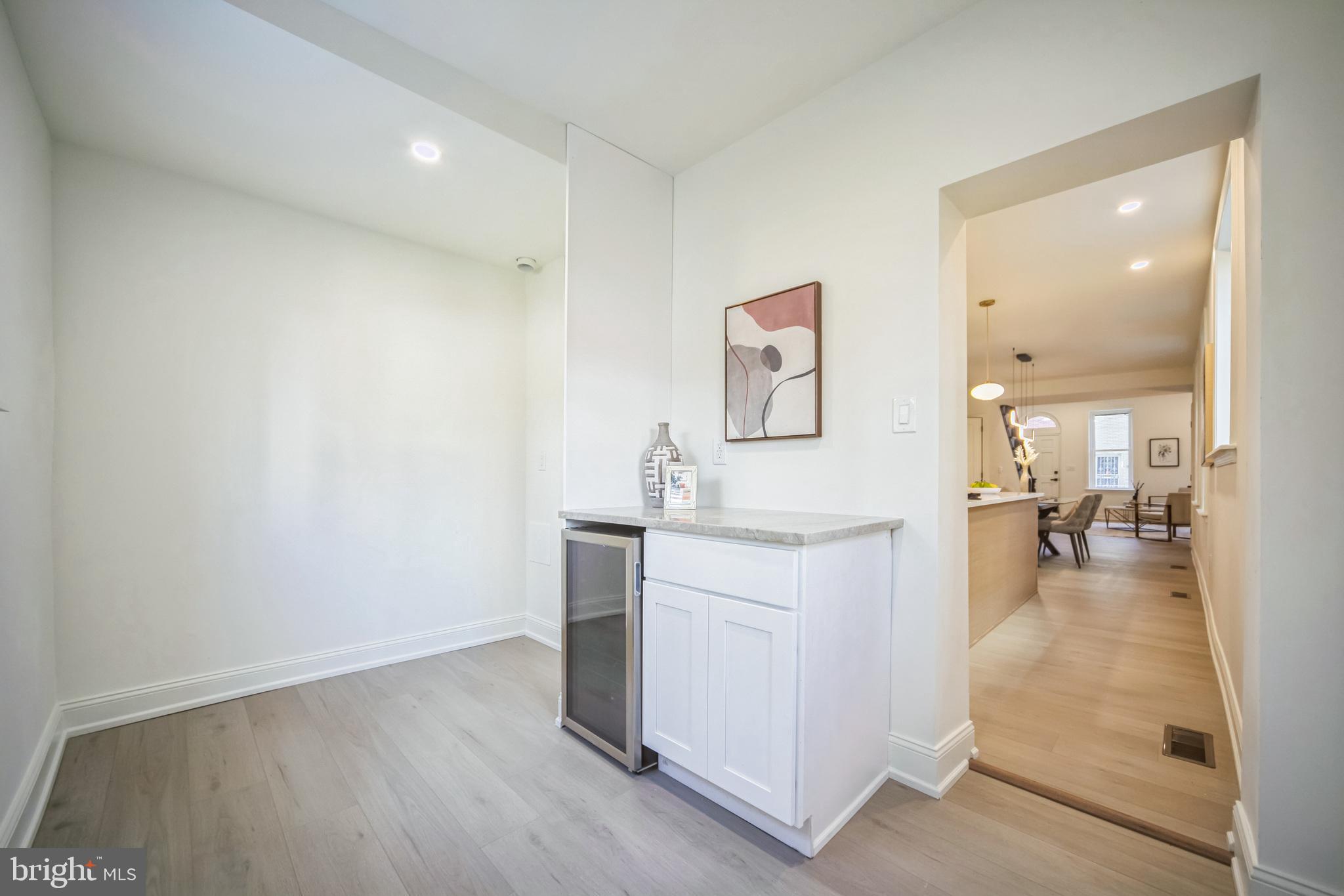 PASSYUNK SQUARE - Residential