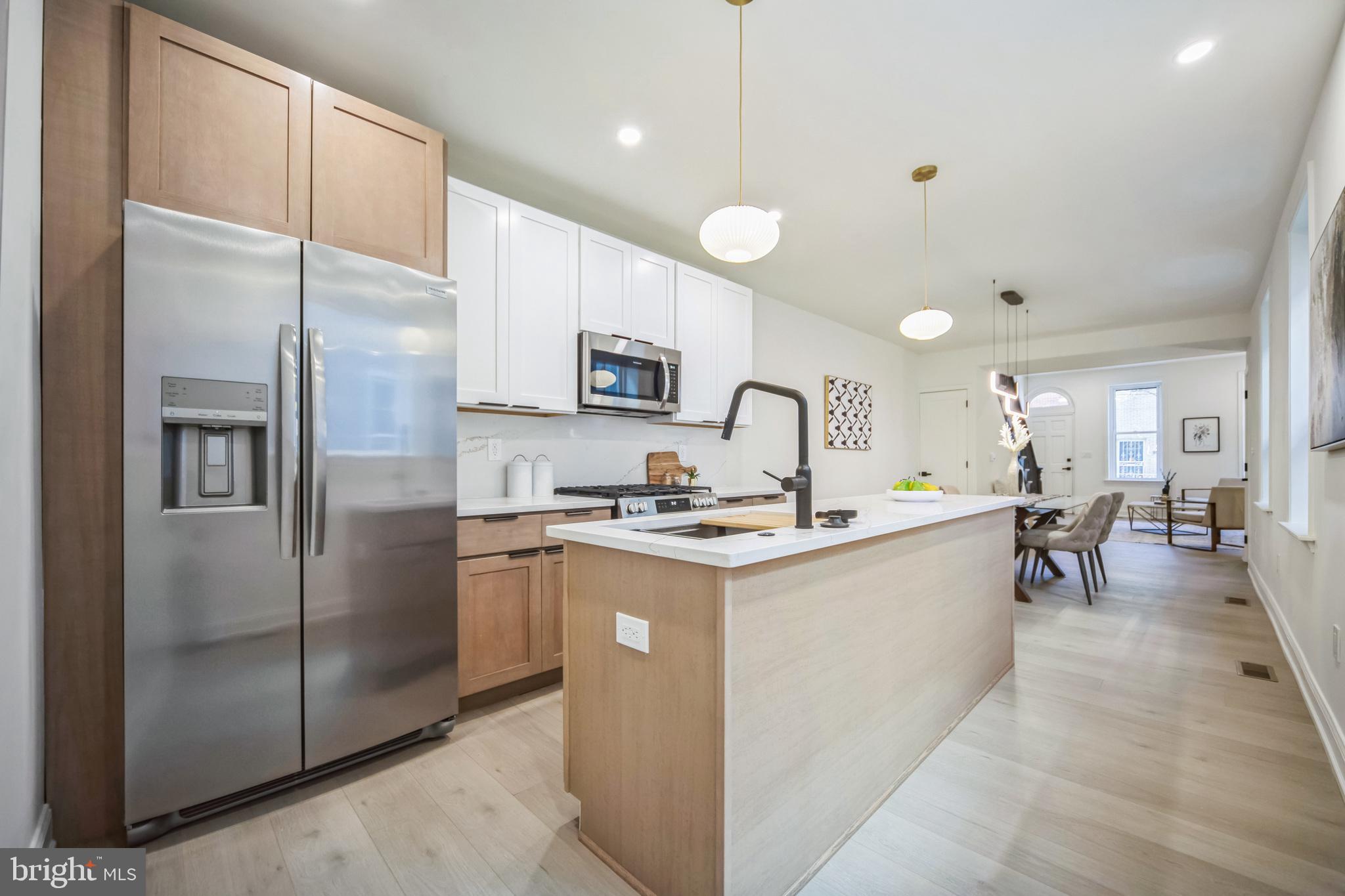 PASSYUNK SQUARE - Residential