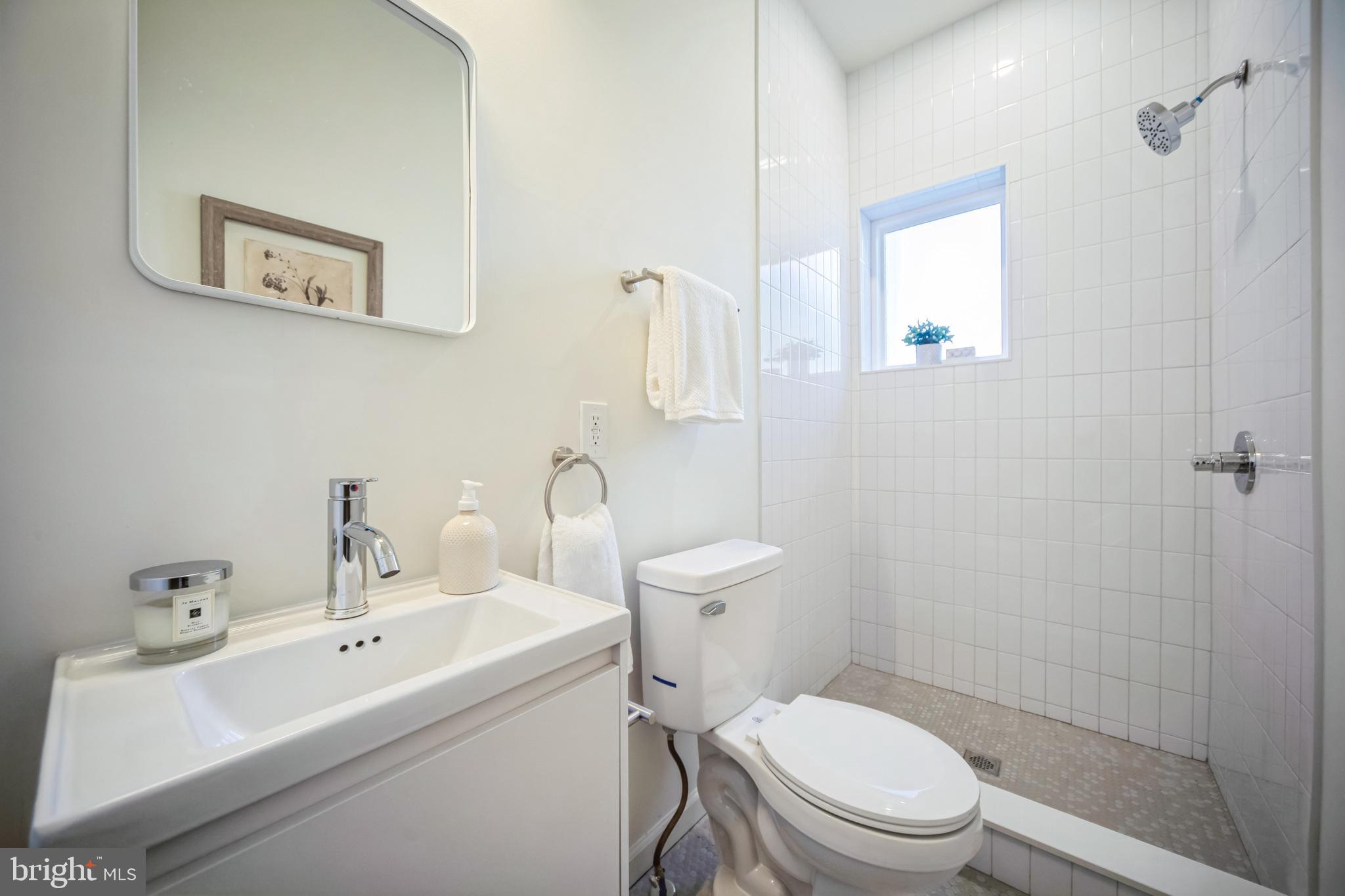 PASSYUNK SQUARE - Residential