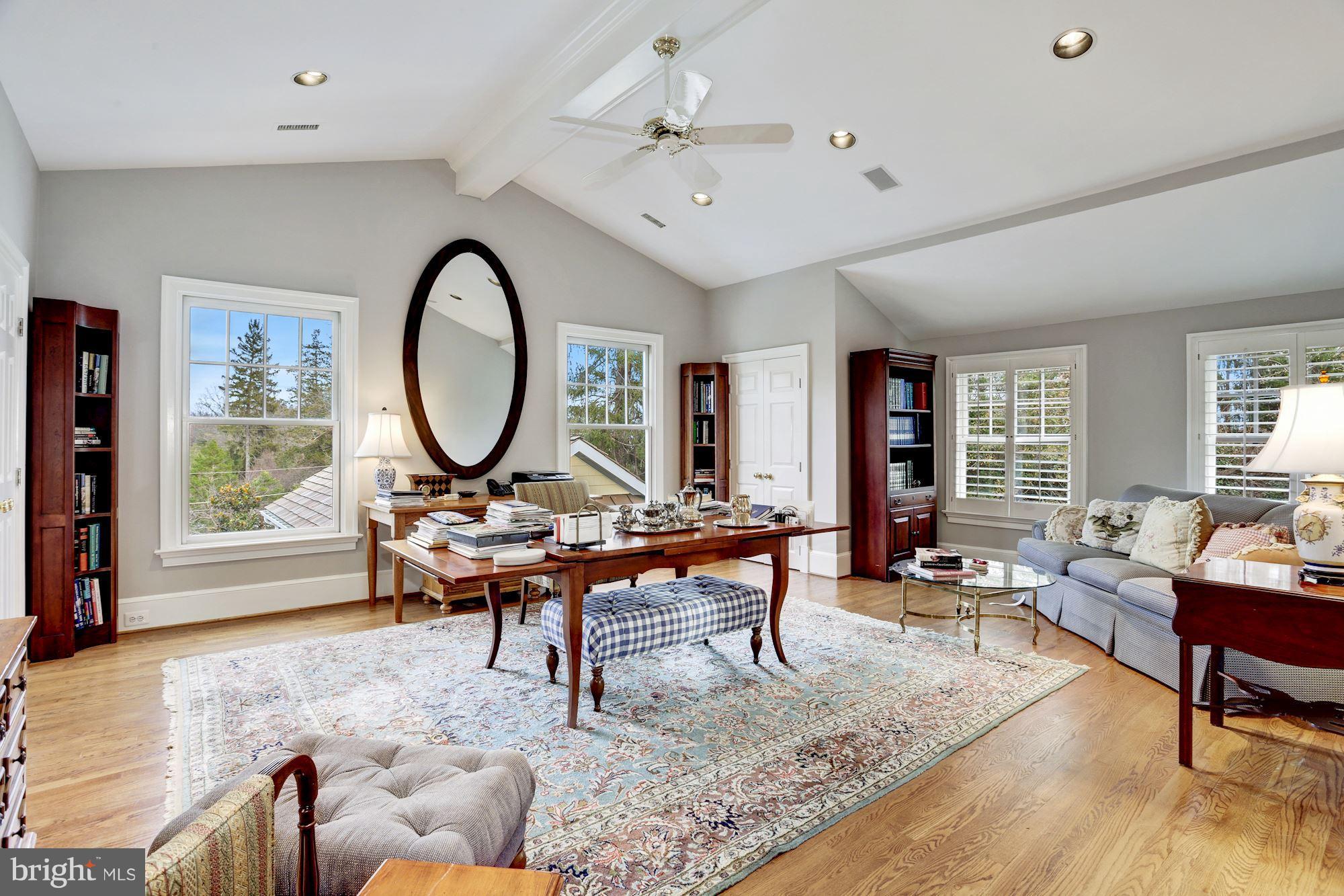 LANGLEY FARMS - Residential