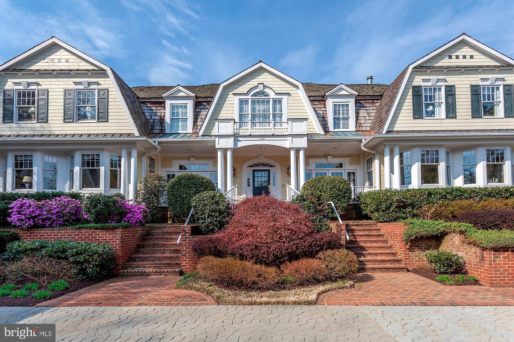 LANGLEY FARMS - Residential