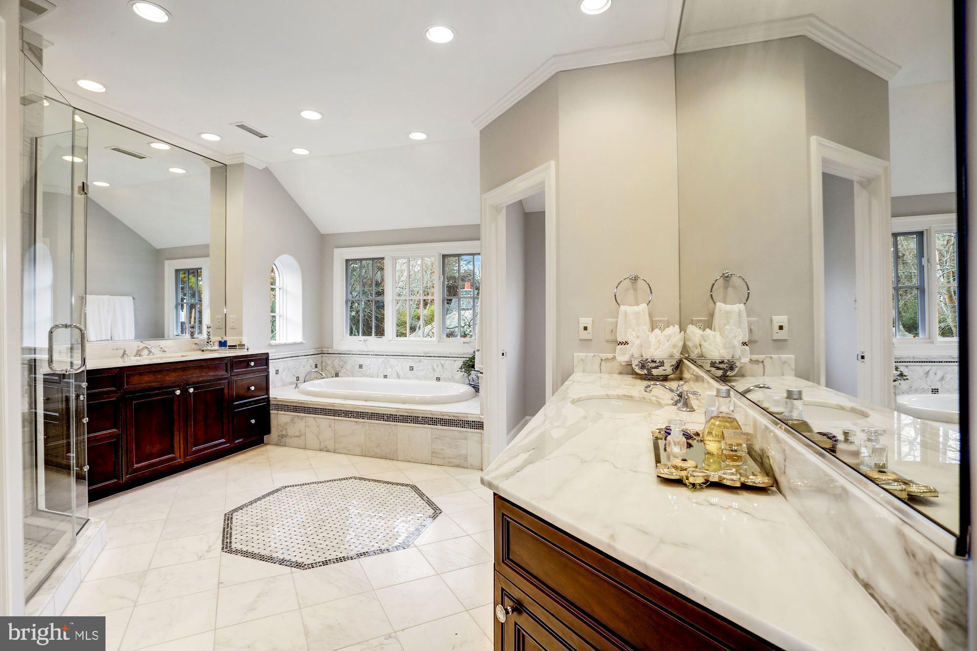 LANGLEY FARMS - Residential