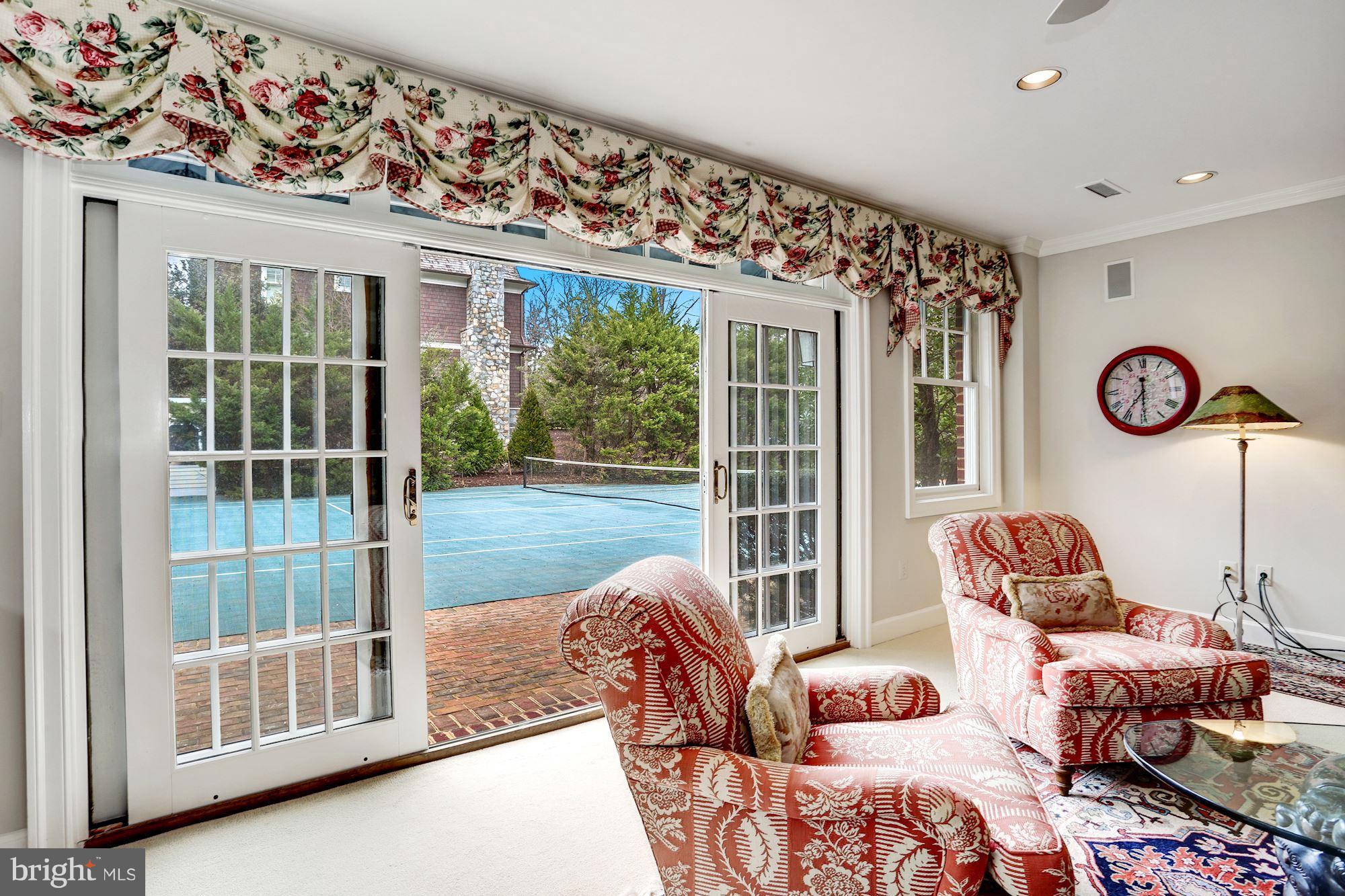 LANGLEY FARMS - Residential