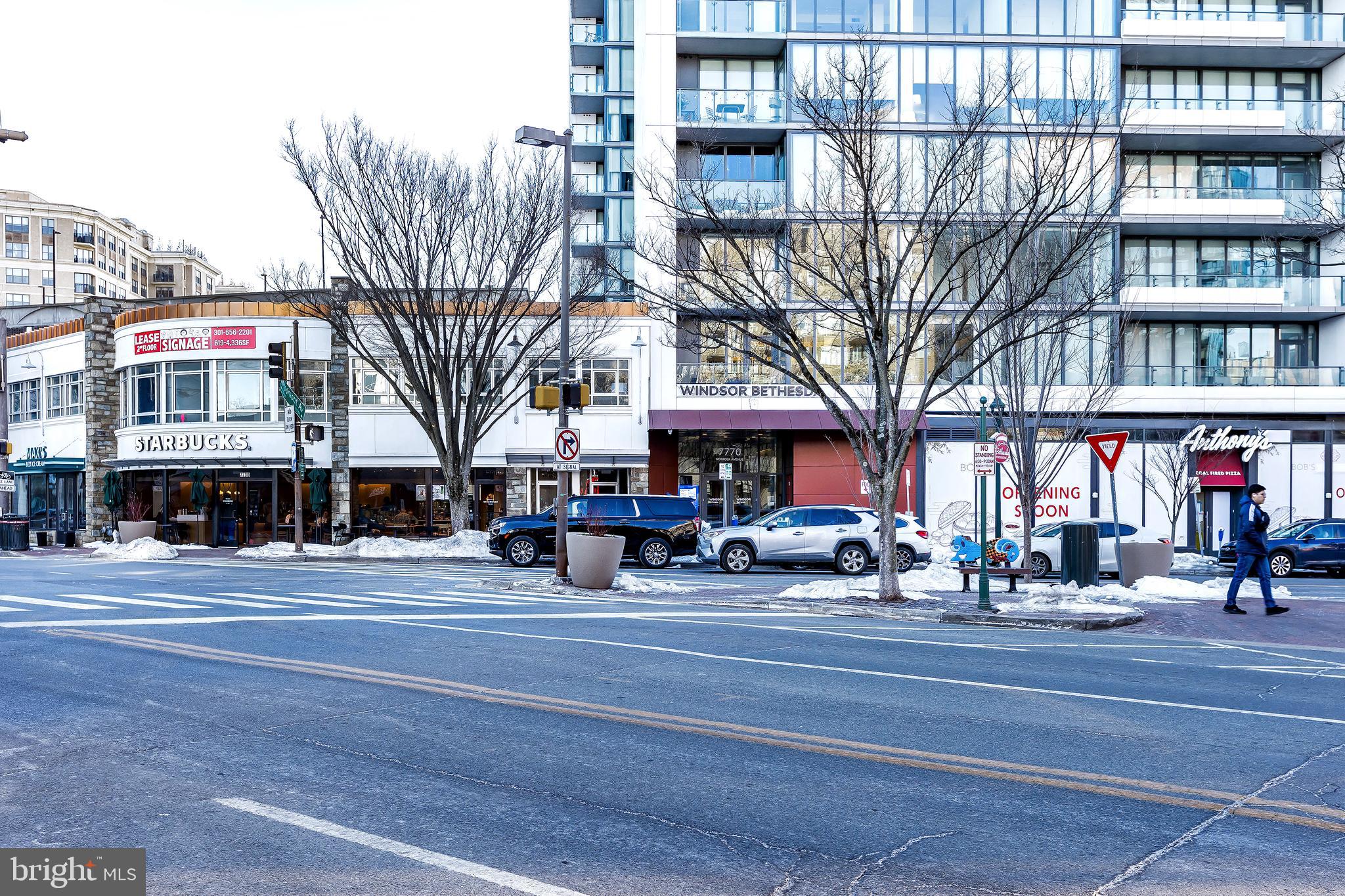 FAIRMONT PLAZA - Residential