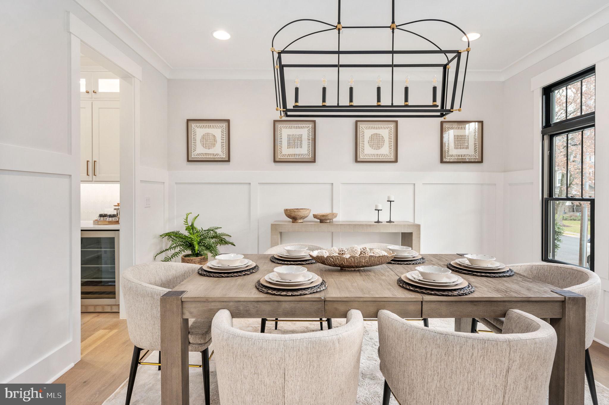 EAST VIENNA WOODS - Residential