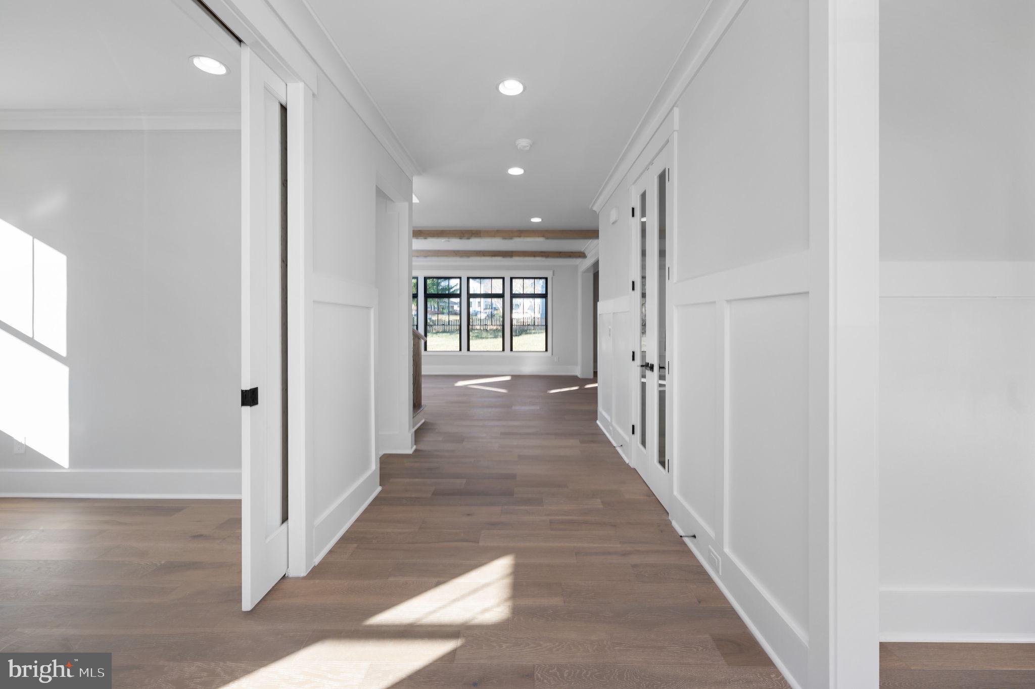 EAST VIENNA WOODS - Residential