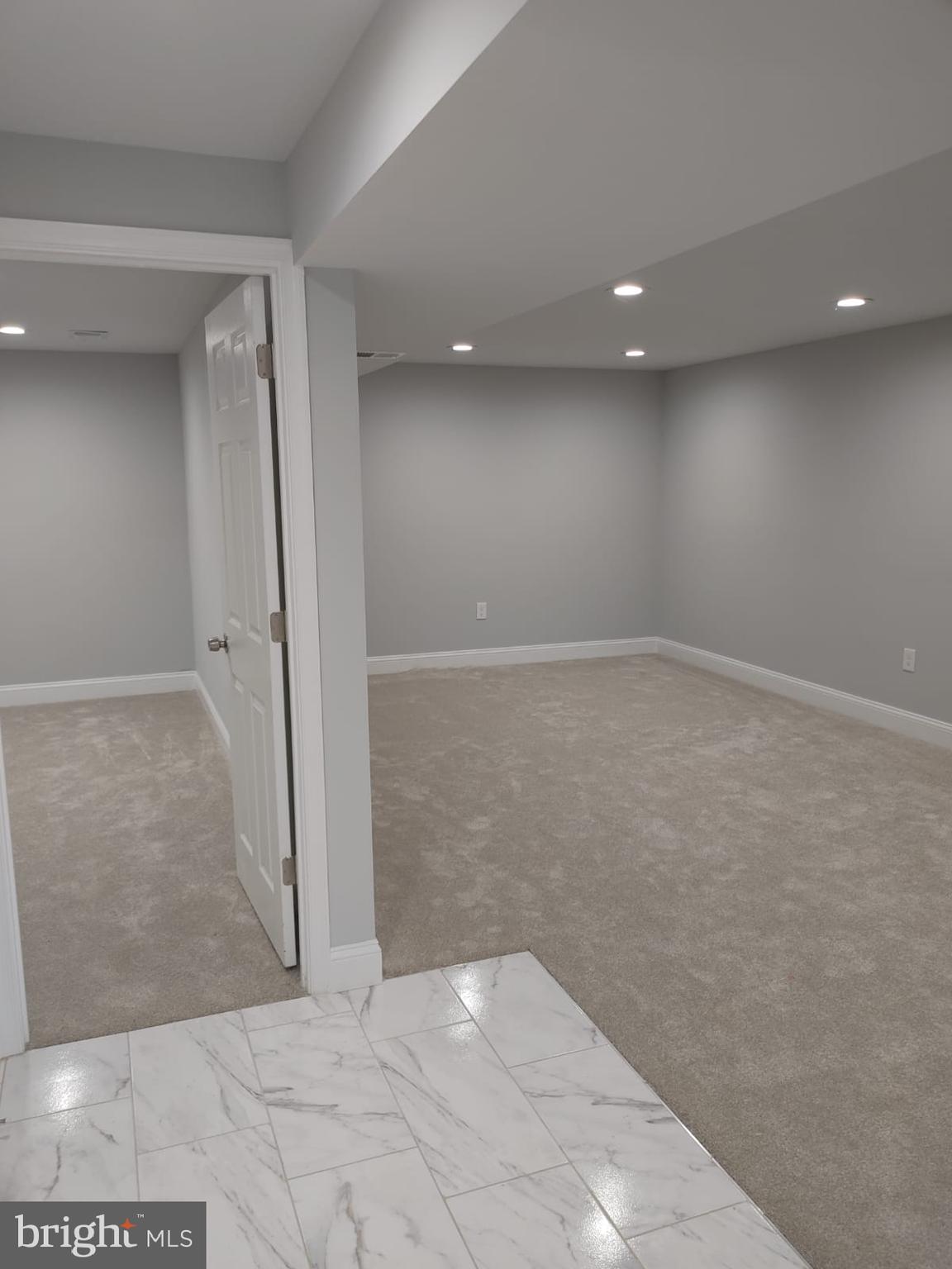 CALVERTON - Residential