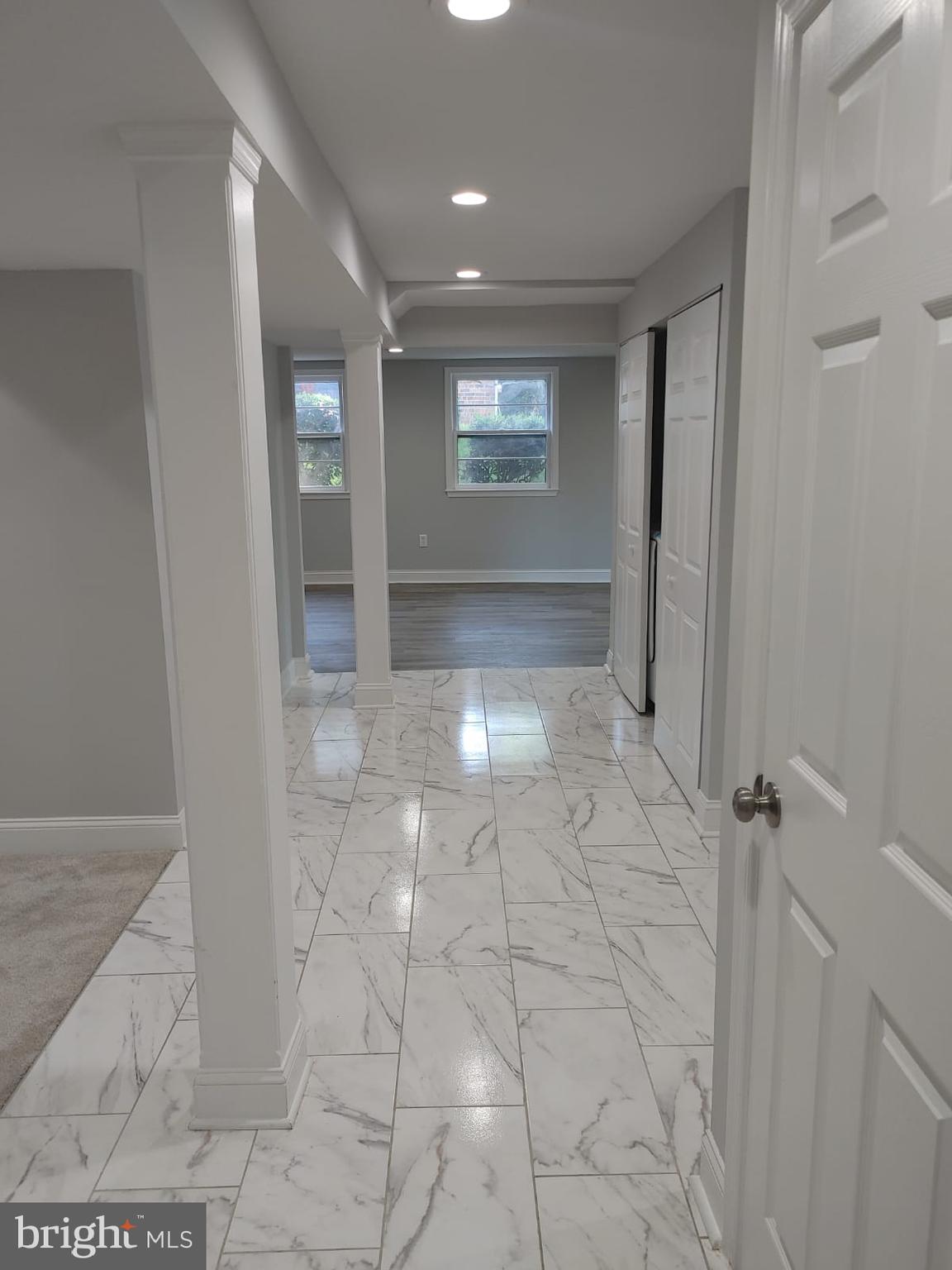 CALVERTON - Residential