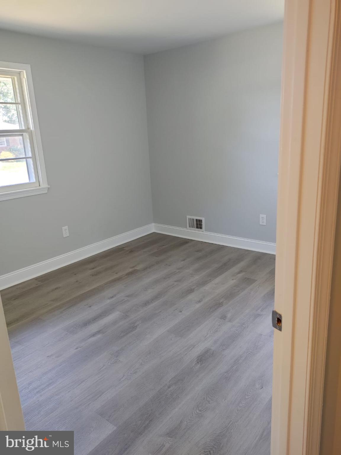 CALVERTON - Residential