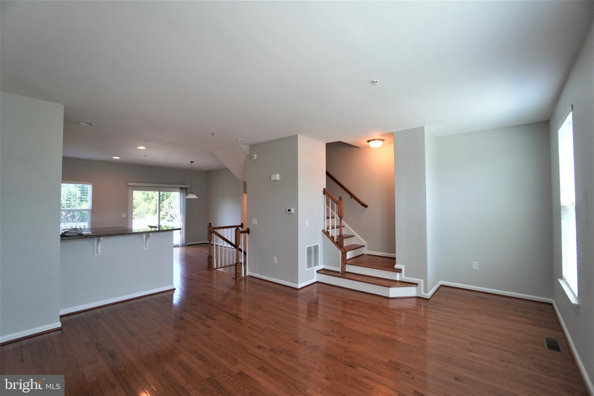 HIGHVIEW AT MONTGOME - Residential Lease