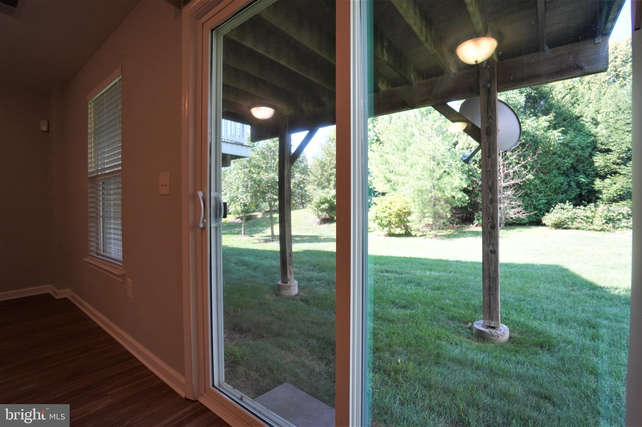 HIGHVIEW AT MONTGOME - Residential Lease