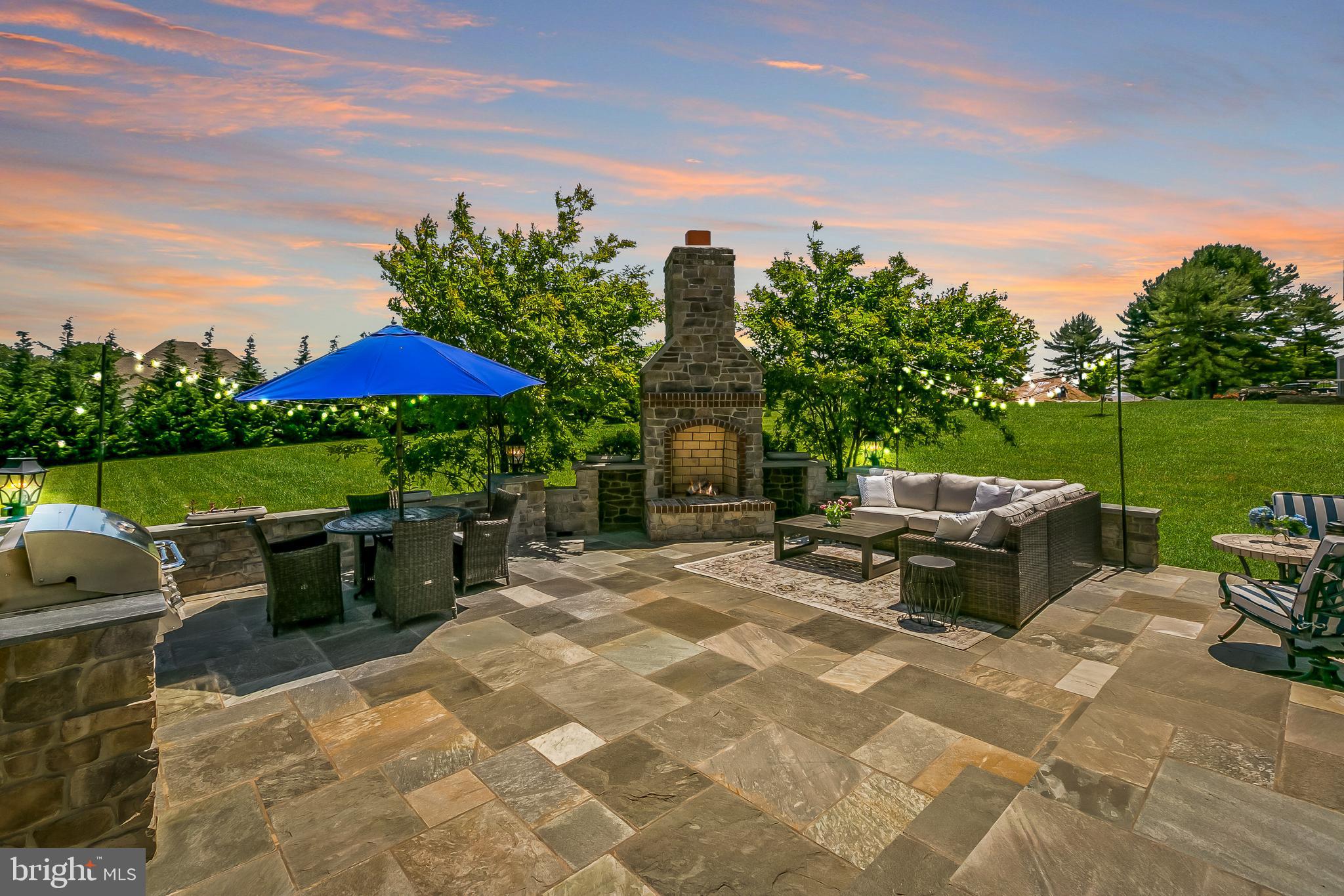 BRIAR KNOLL - Residential