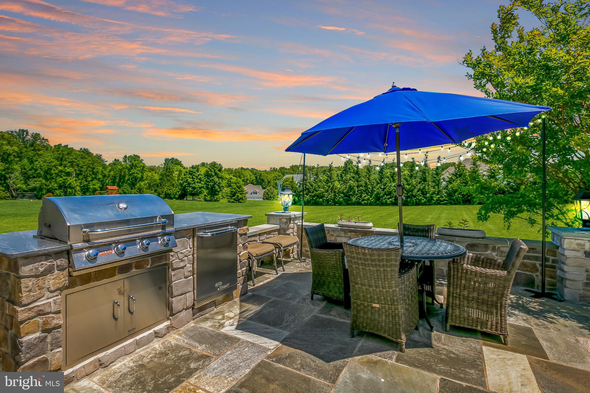 BRIAR KNOLL - Residential