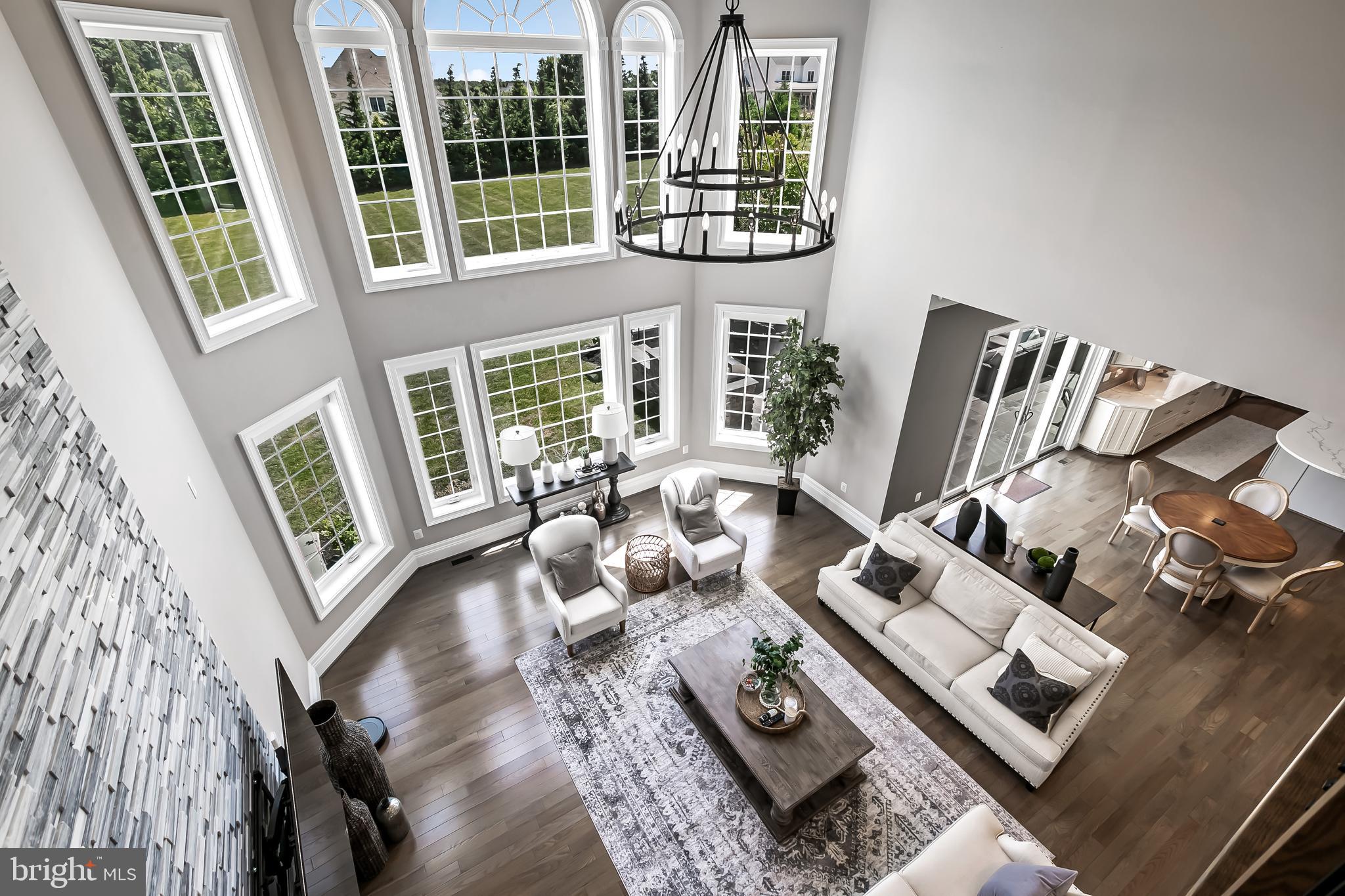 BRIAR KNOLL - Residential