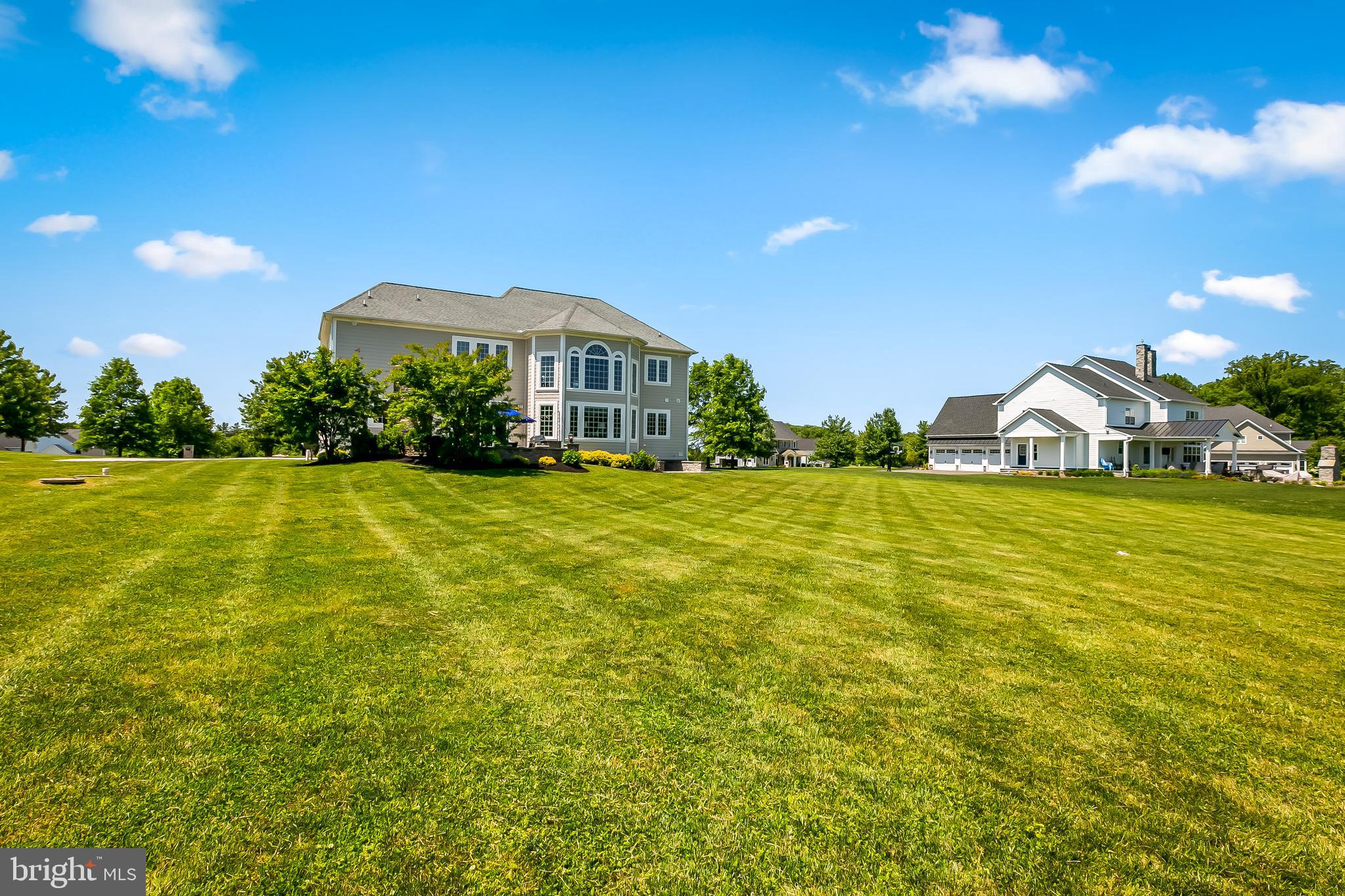 BRIAR KNOLL - Residential