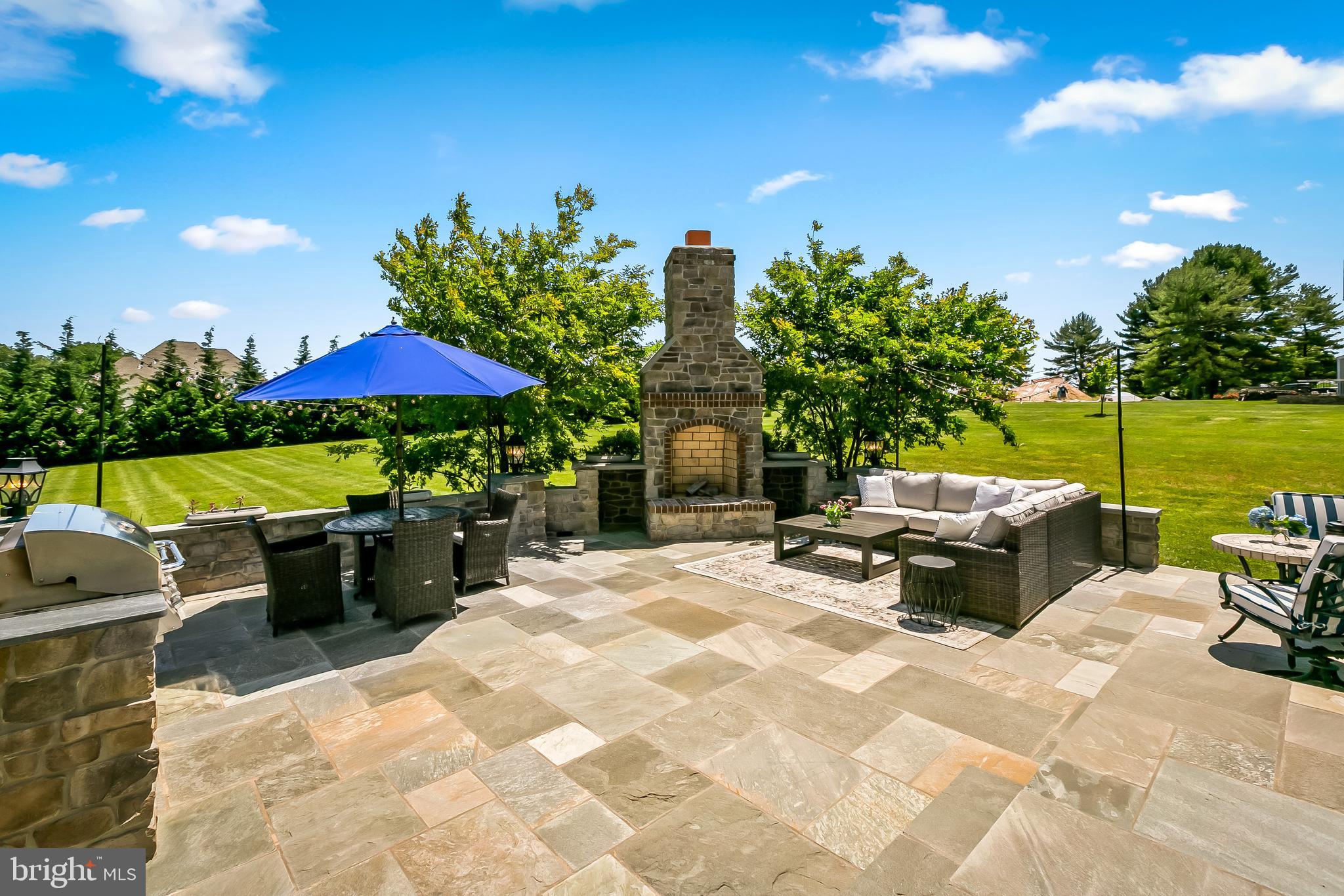 BRIAR KNOLL - Residential