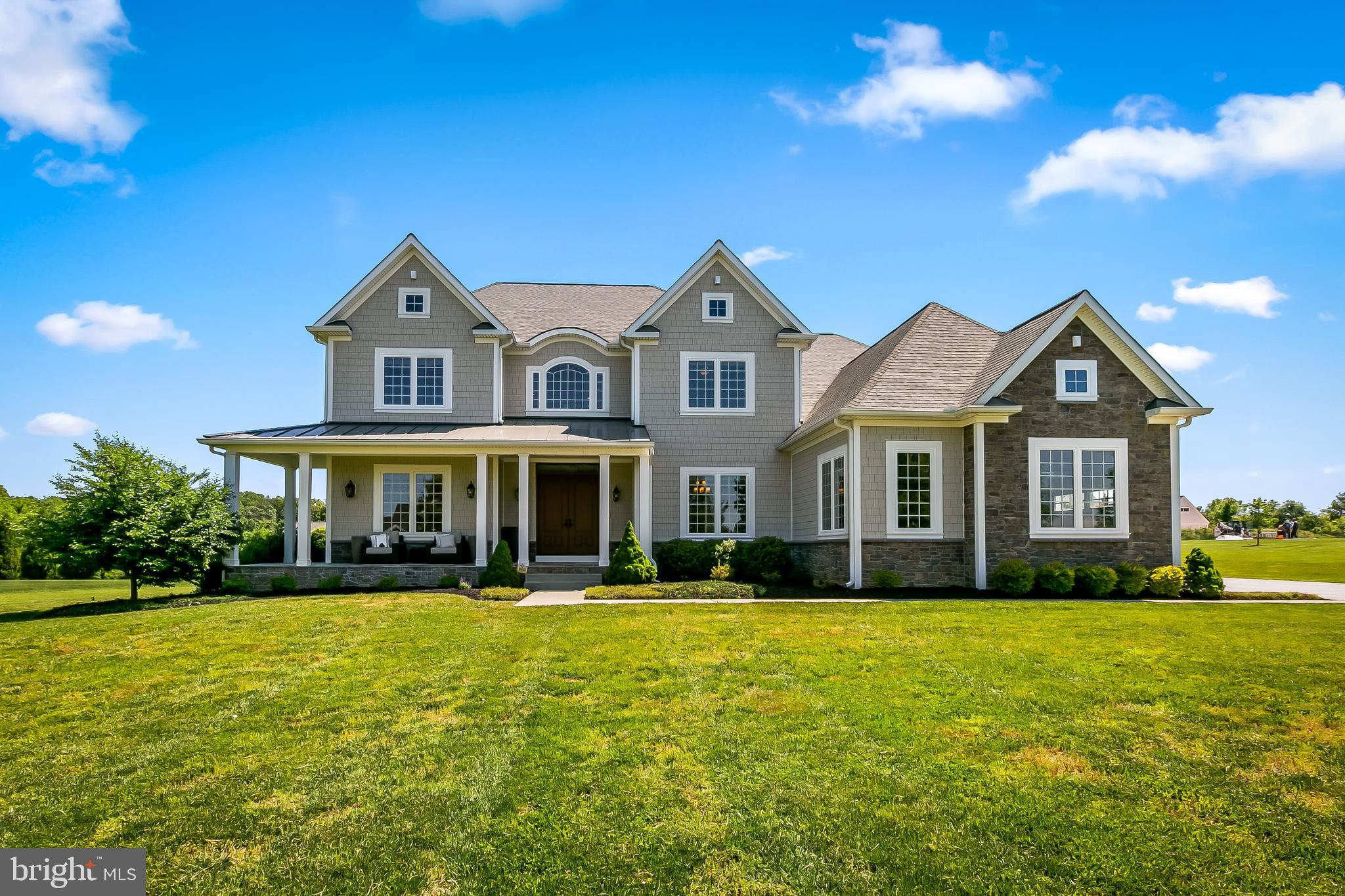 BRIAR KNOLL - Residential