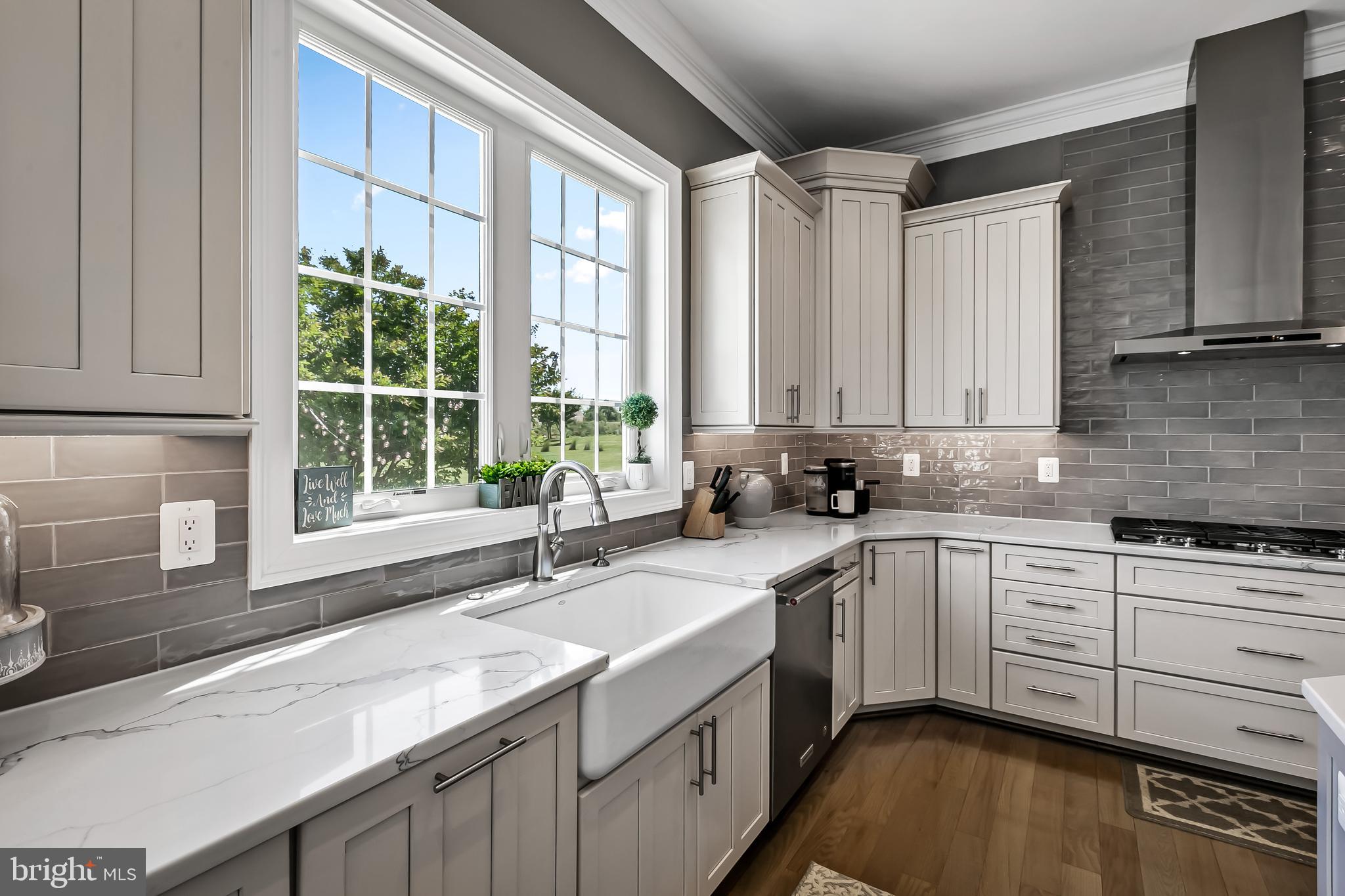 BRIAR KNOLL - Residential