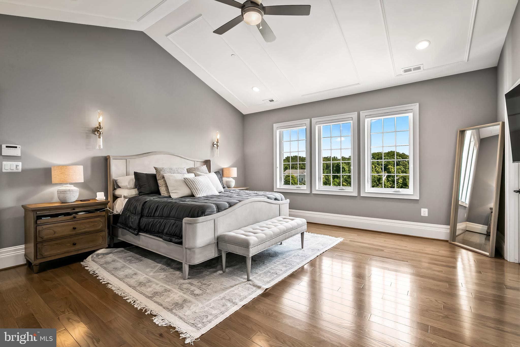 BRIAR KNOLL - Residential