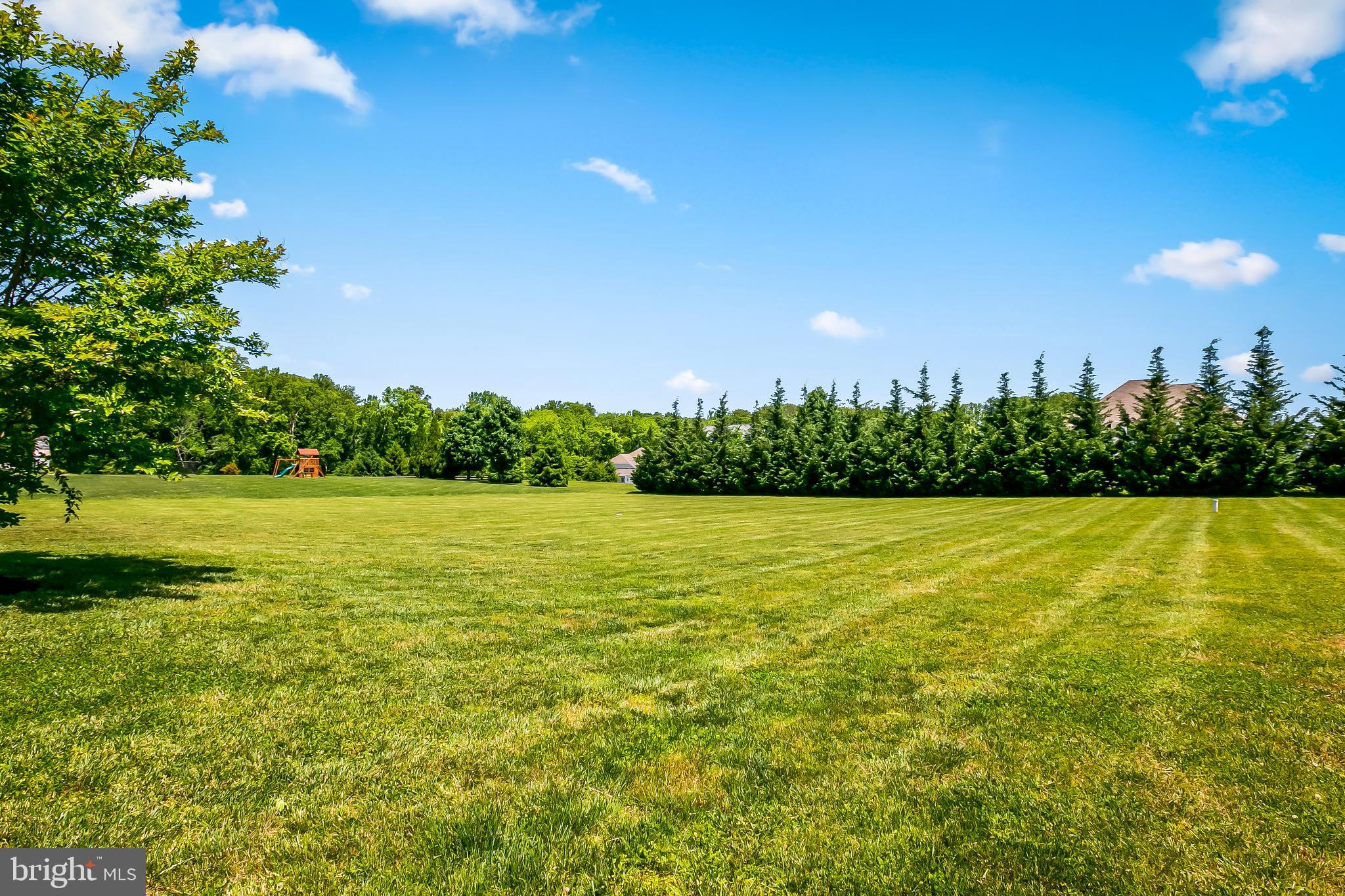 BRIAR KNOLL - Residential