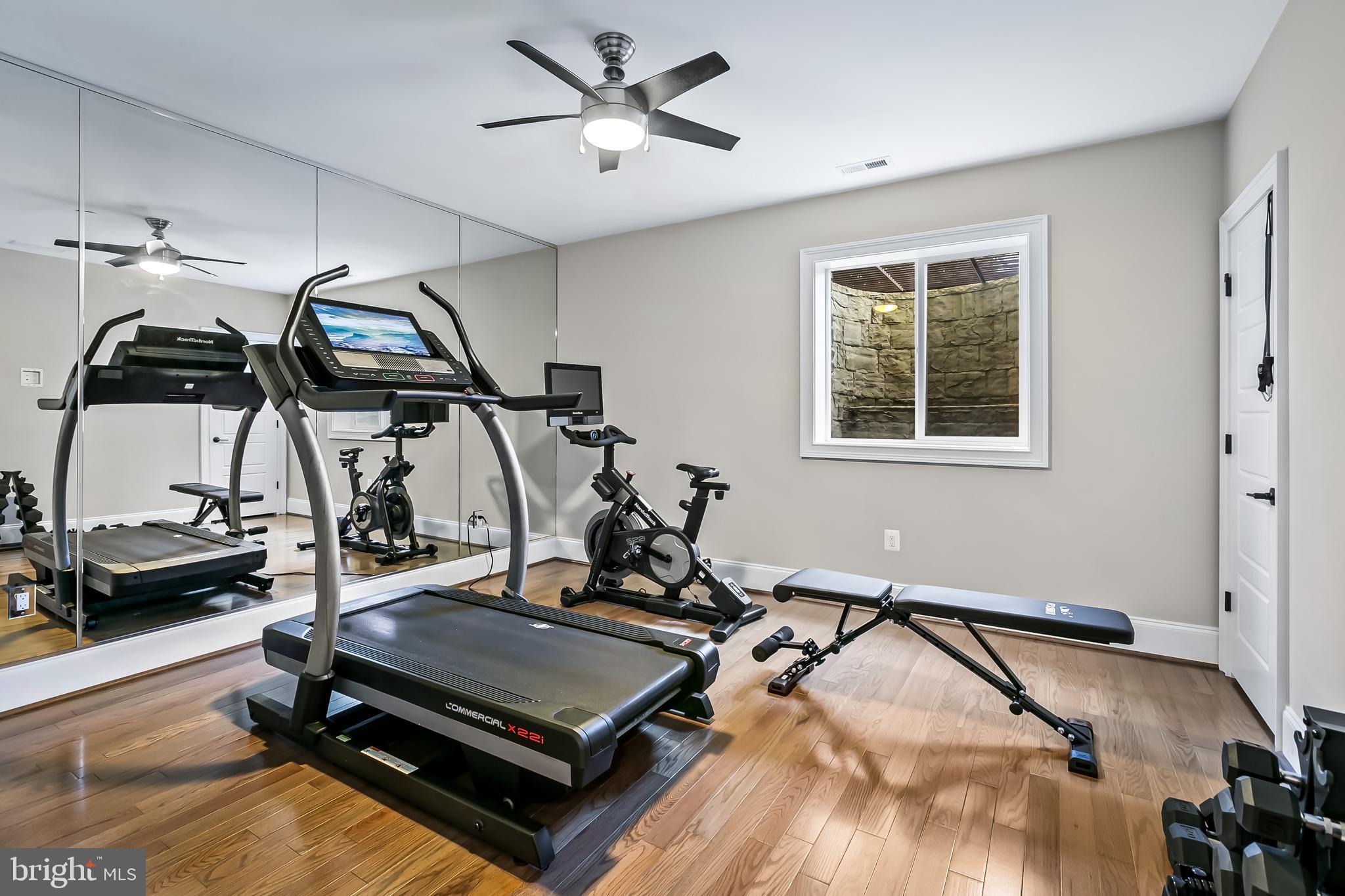 BRIAR KNOLL - Residential