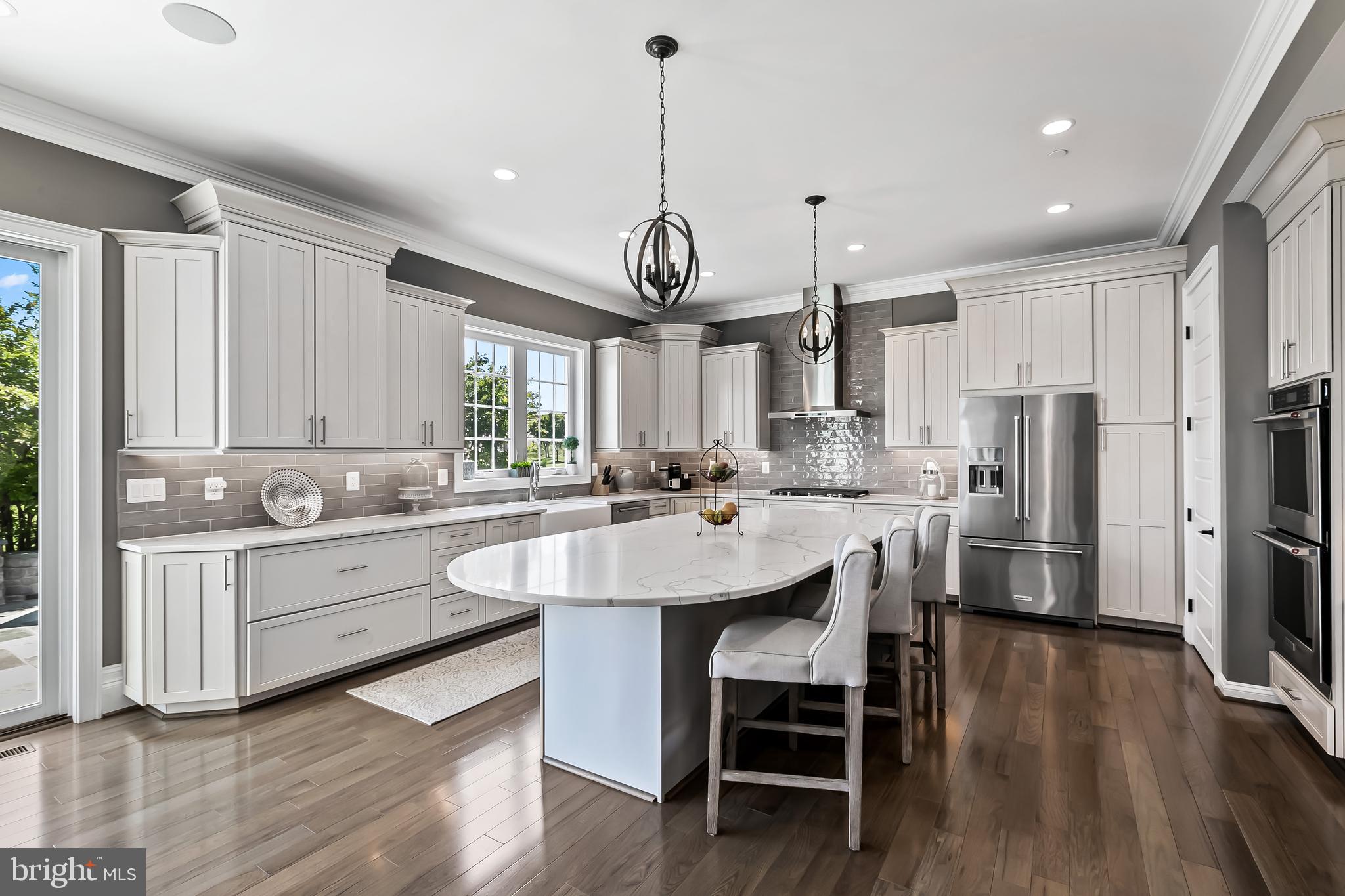 BRIAR KNOLL - Residential