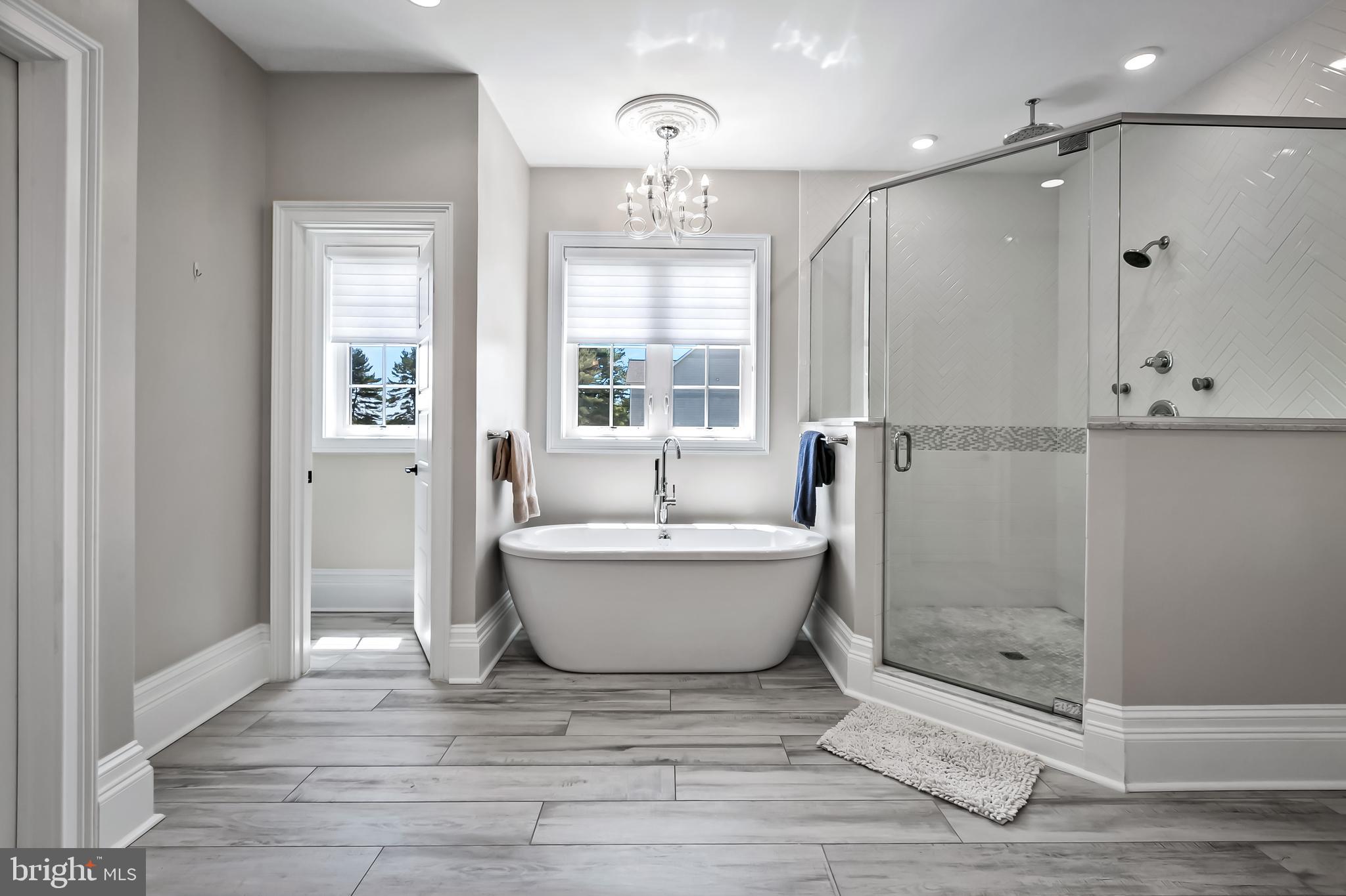 BRIAR KNOLL - Residential