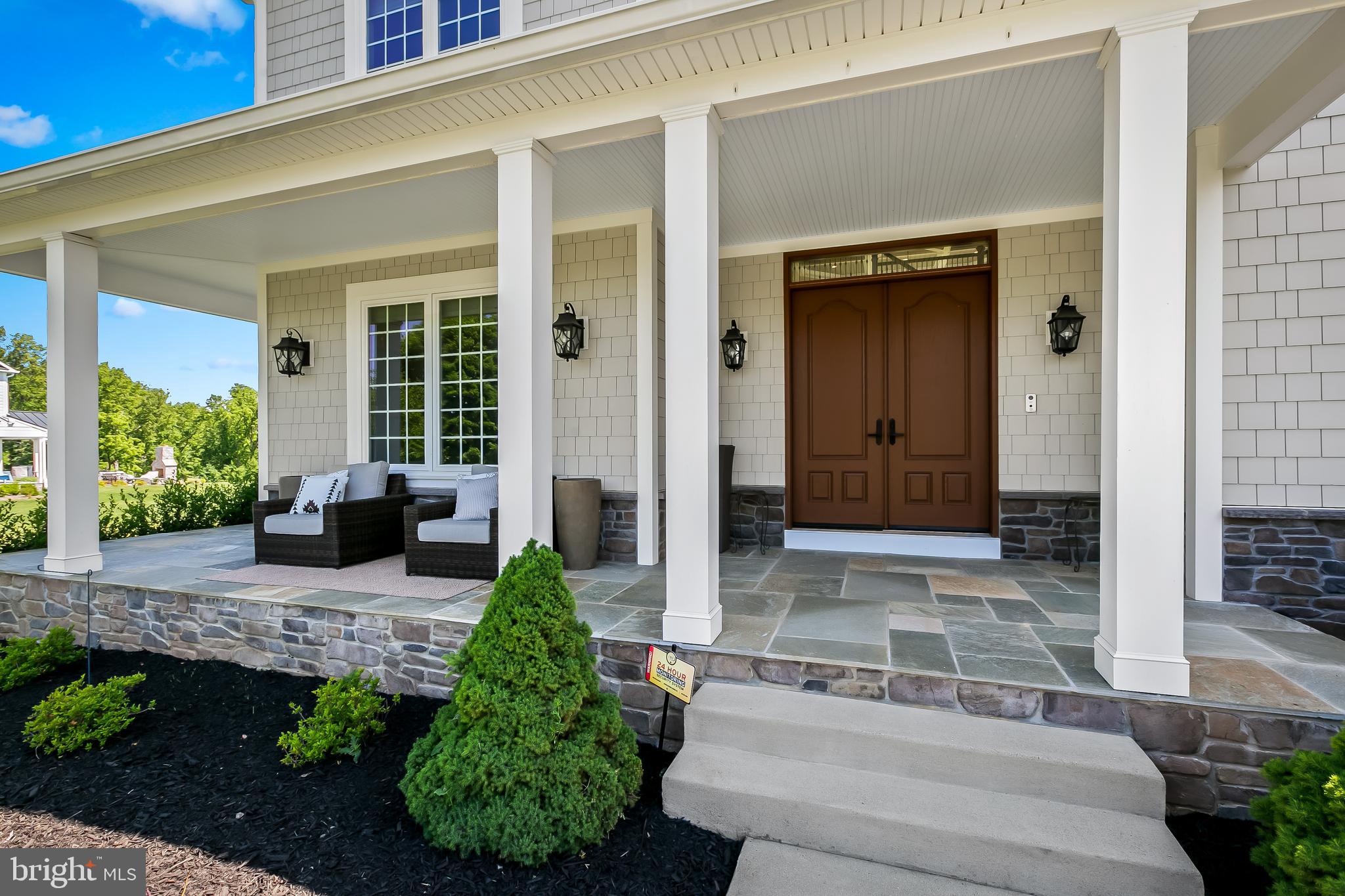 BRIAR KNOLL - Residential