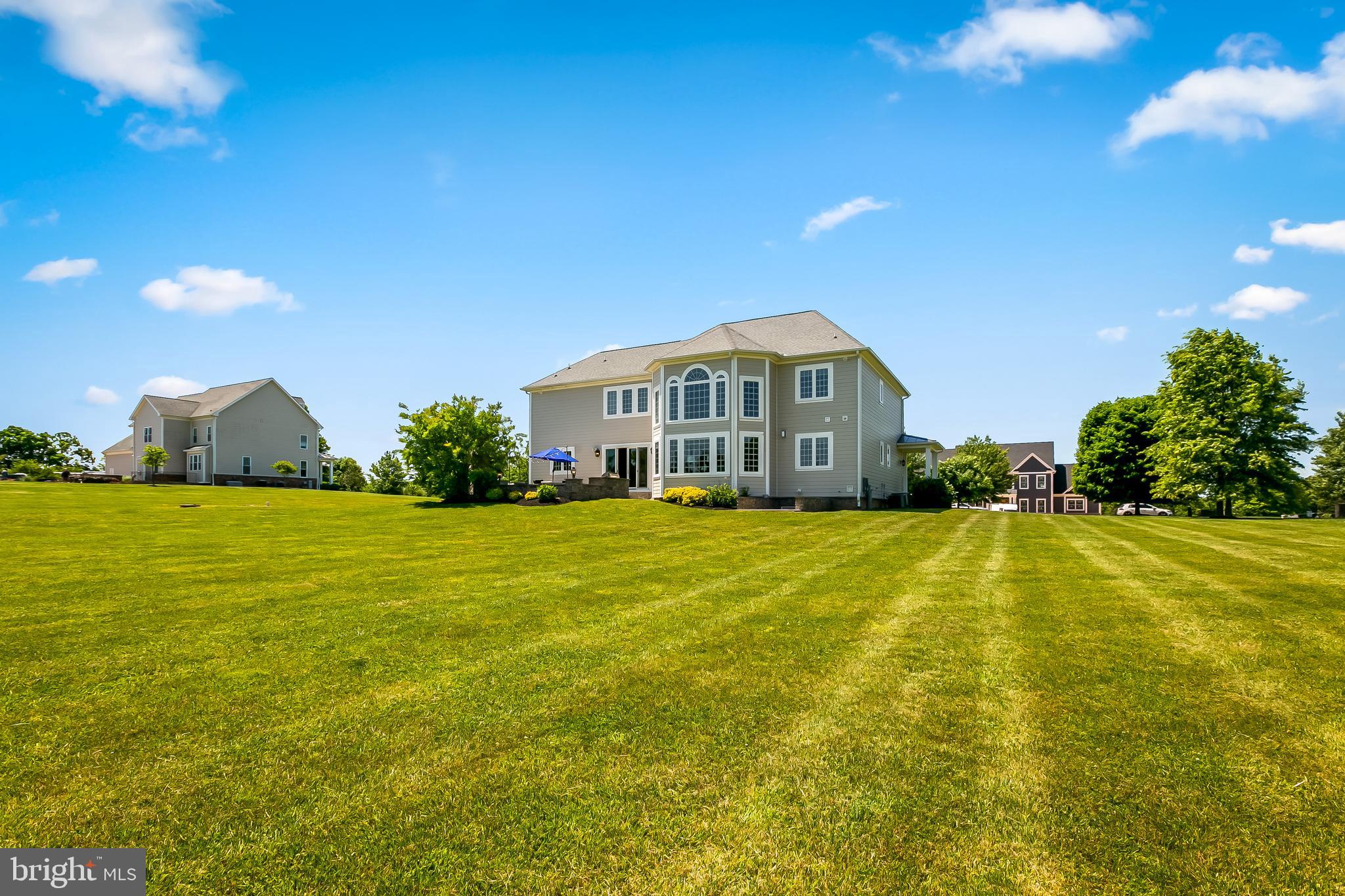 BRIAR KNOLL - Residential