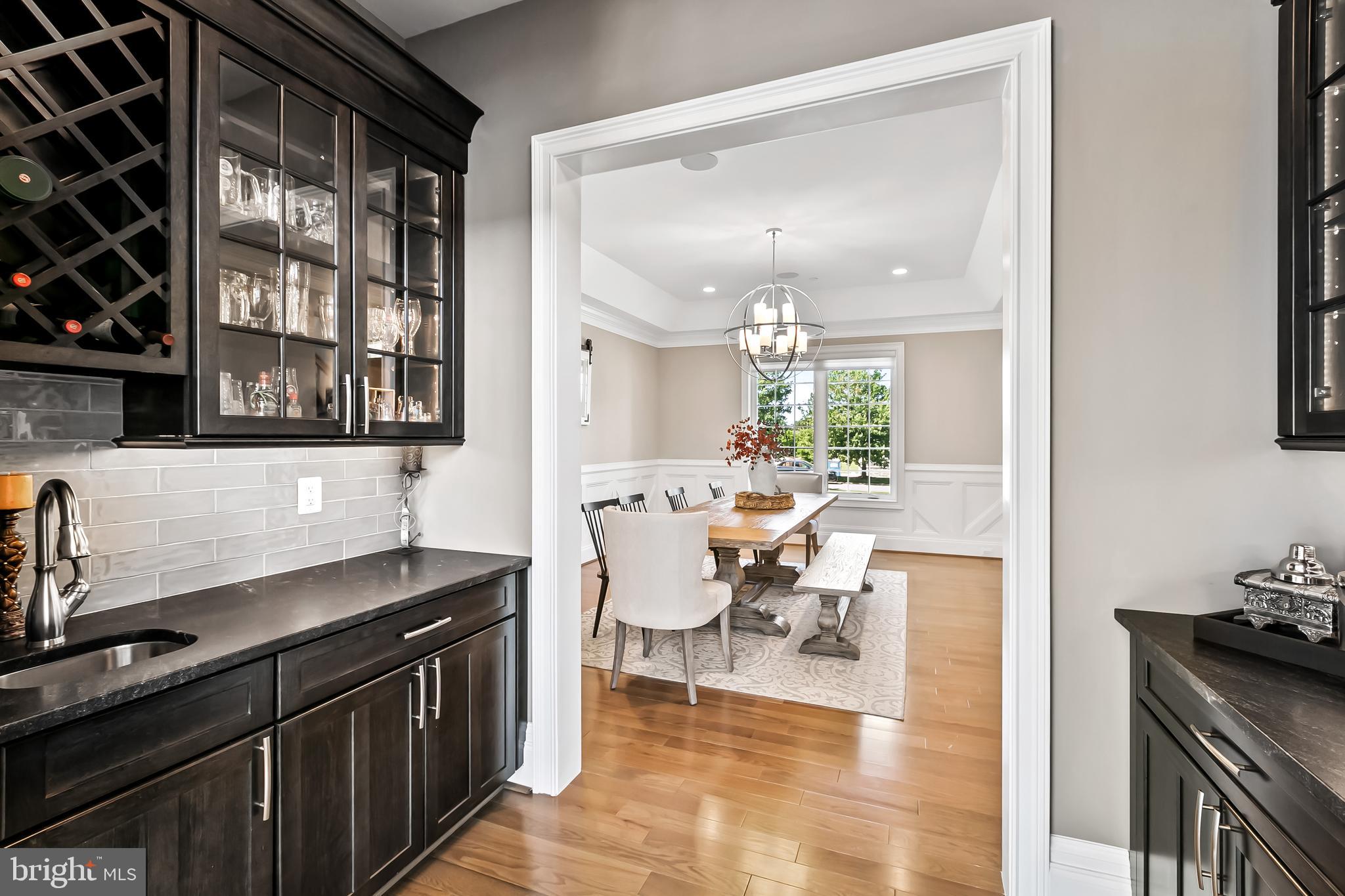 BRIAR KNOLL - Residential