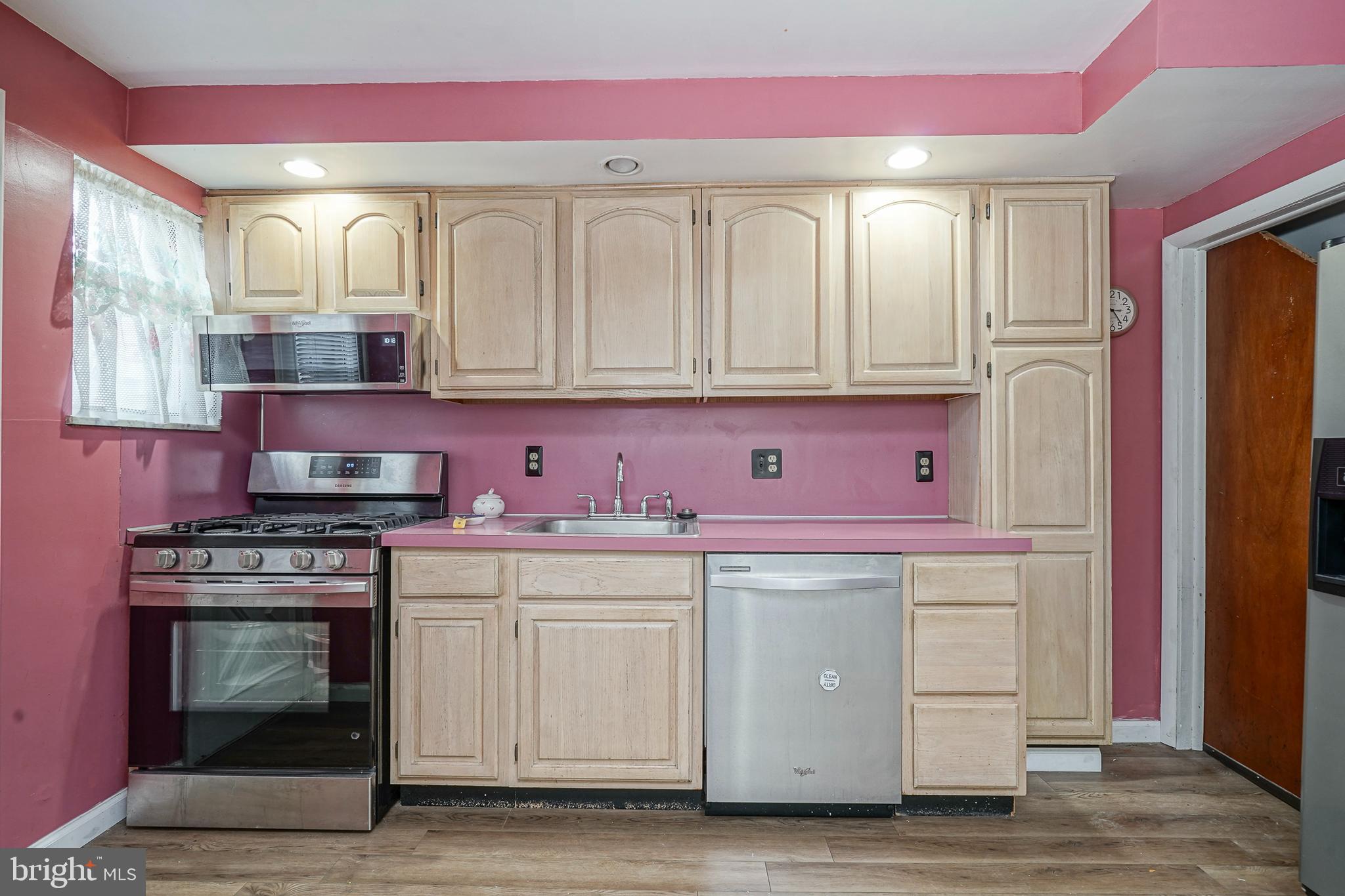 MARCONI PARK EAST - Residential