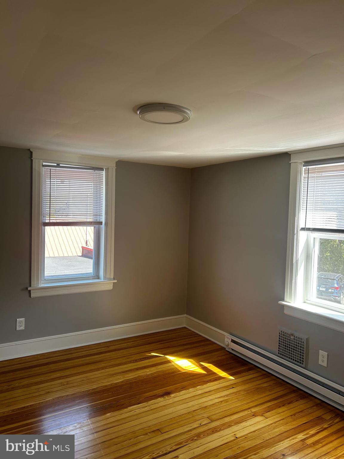 000 - Residential Lease