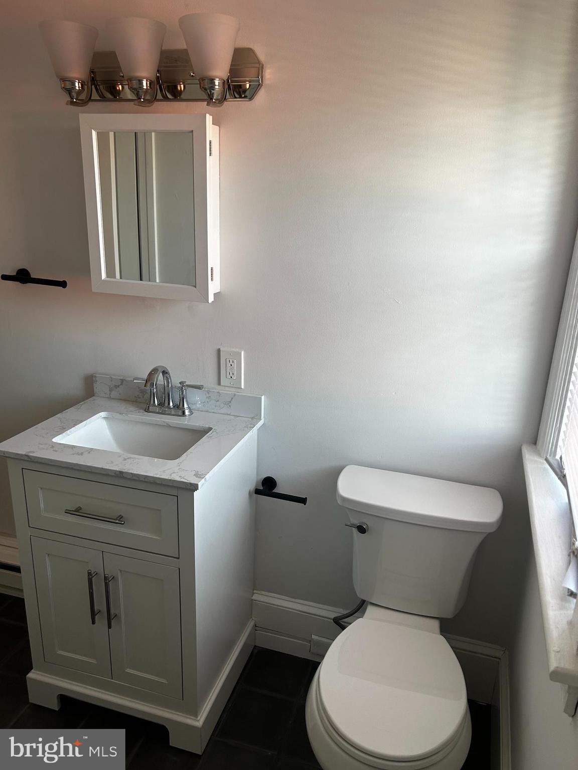 000 - Residential Lease