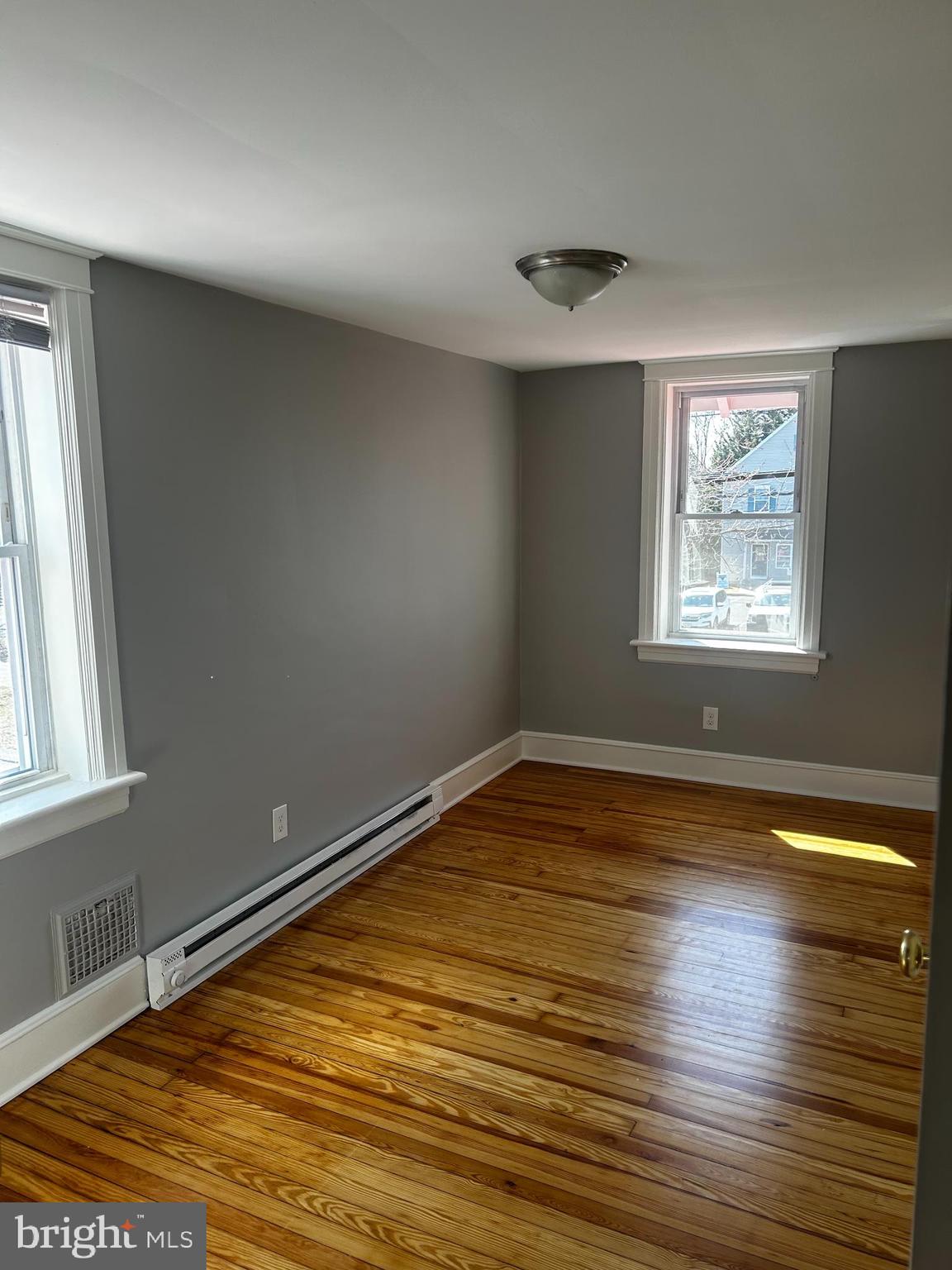 000 - Residential Lease