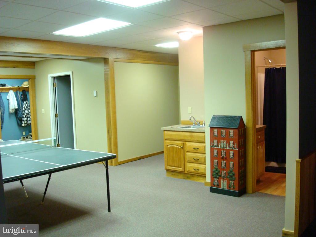 GLENDALE YEAROUND - Residential