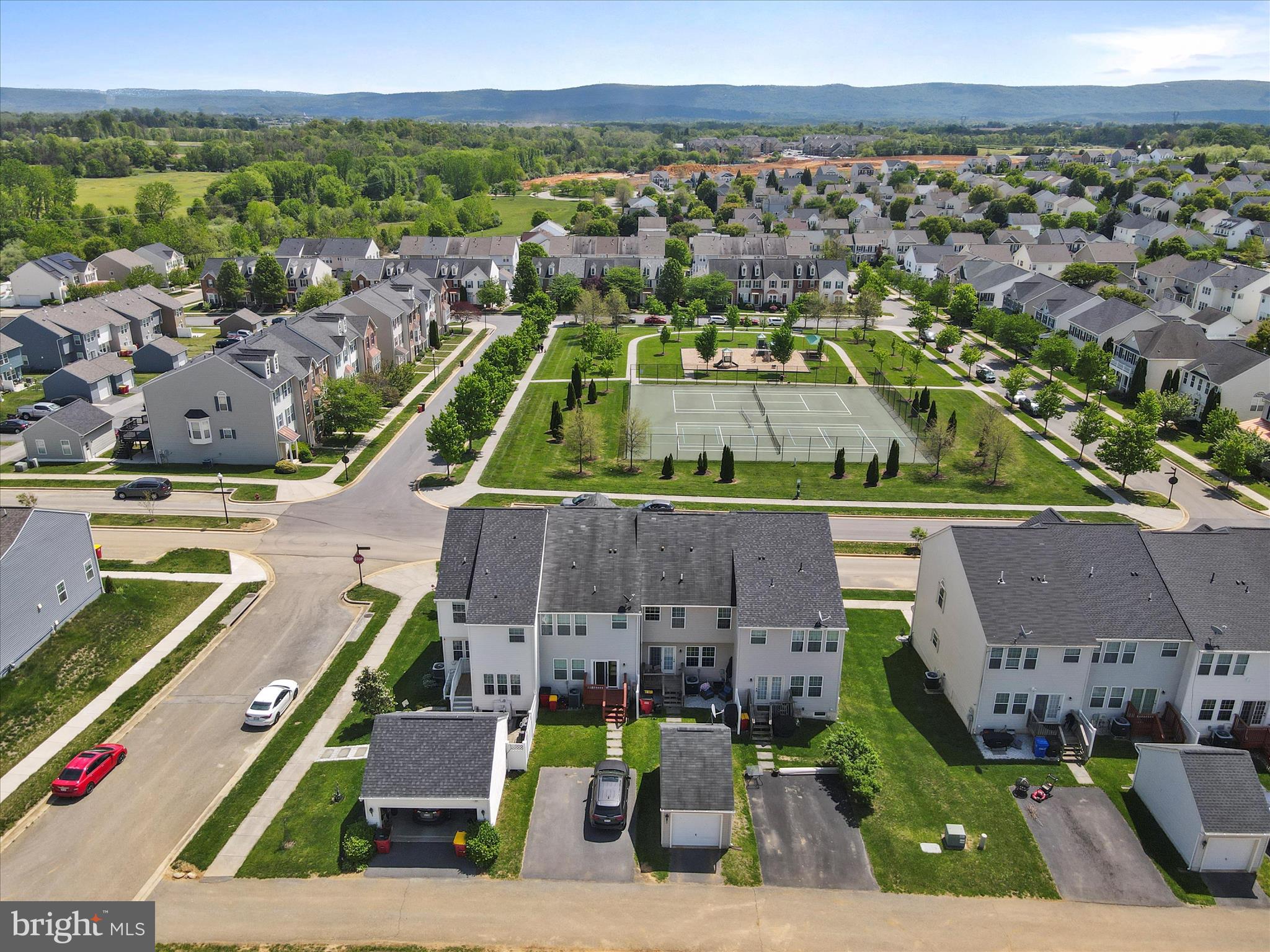 HUNTFIELD - Residential