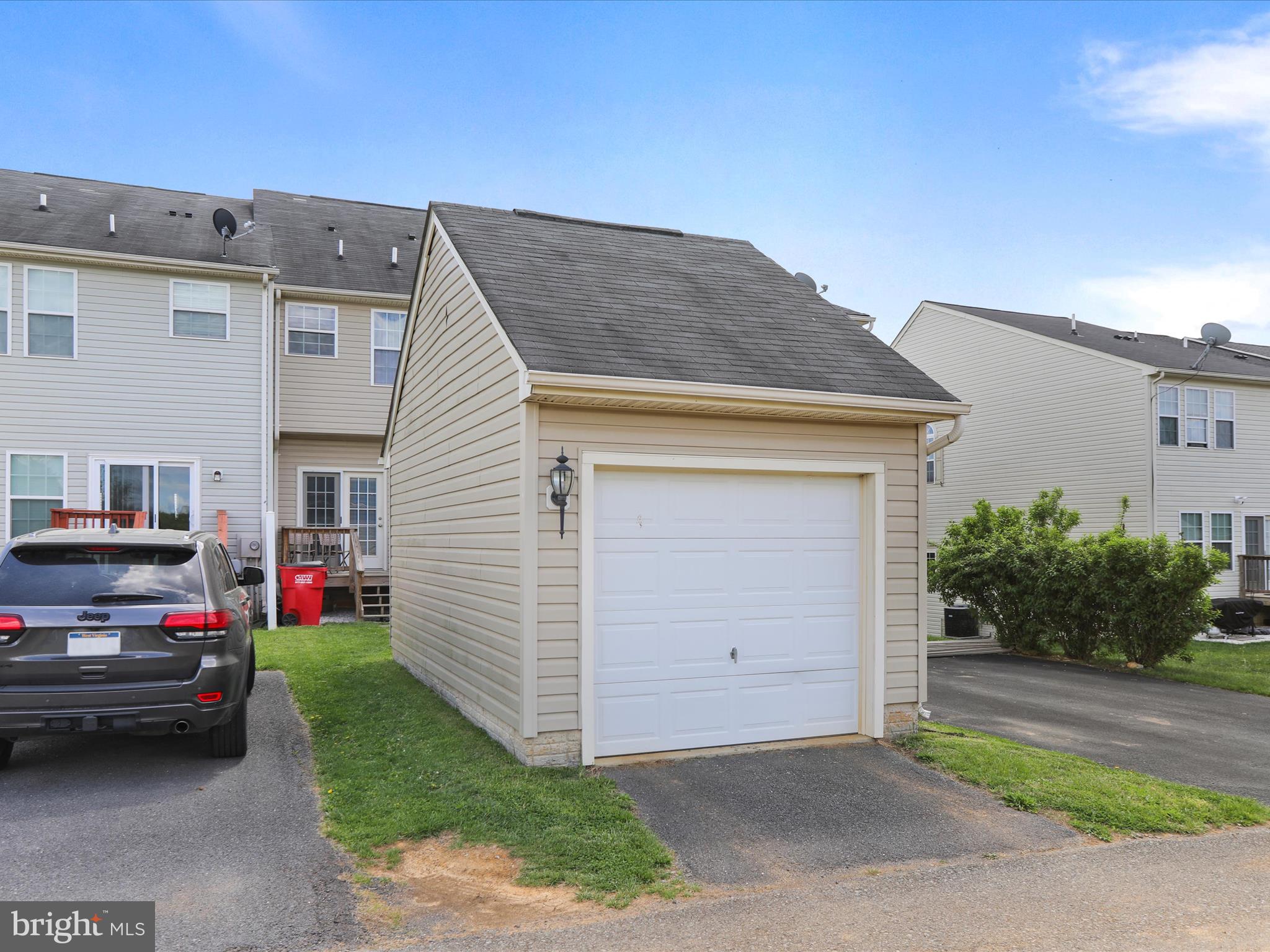 HUNTFIELD - Residential