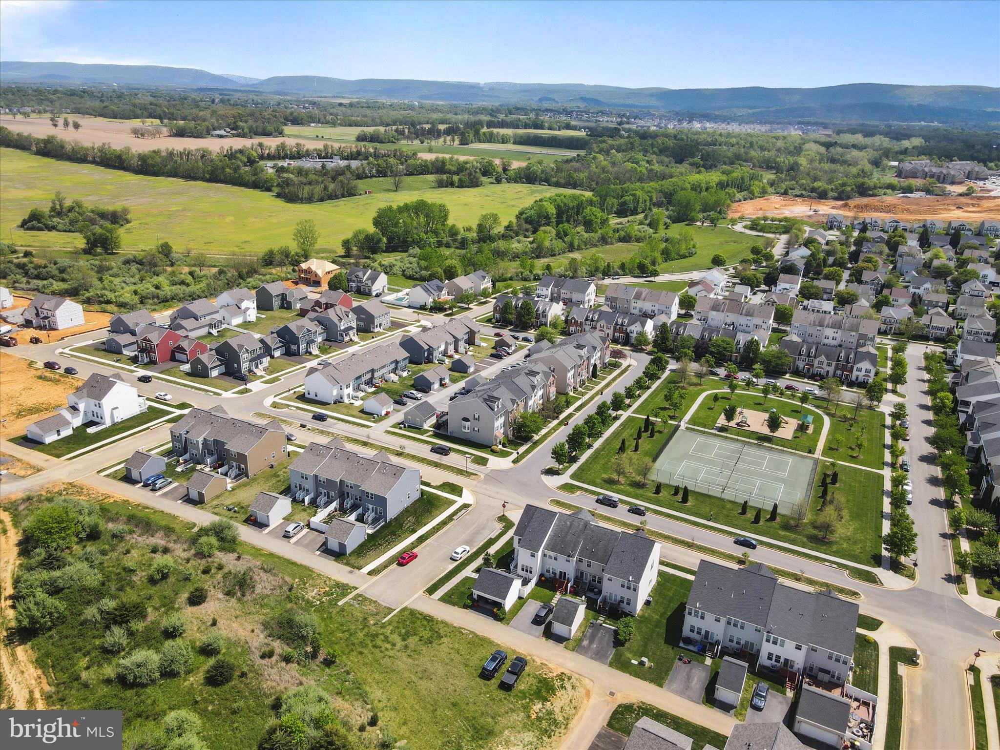 HUNTFIELD - Residential