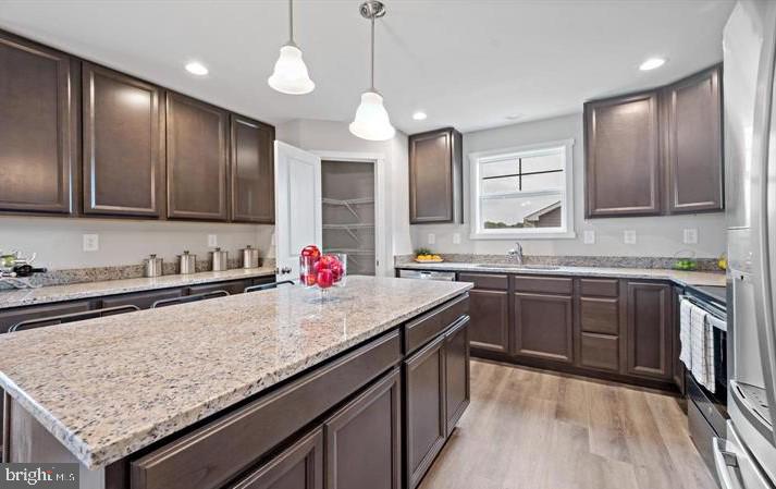 STONEY RIDGE - Residential