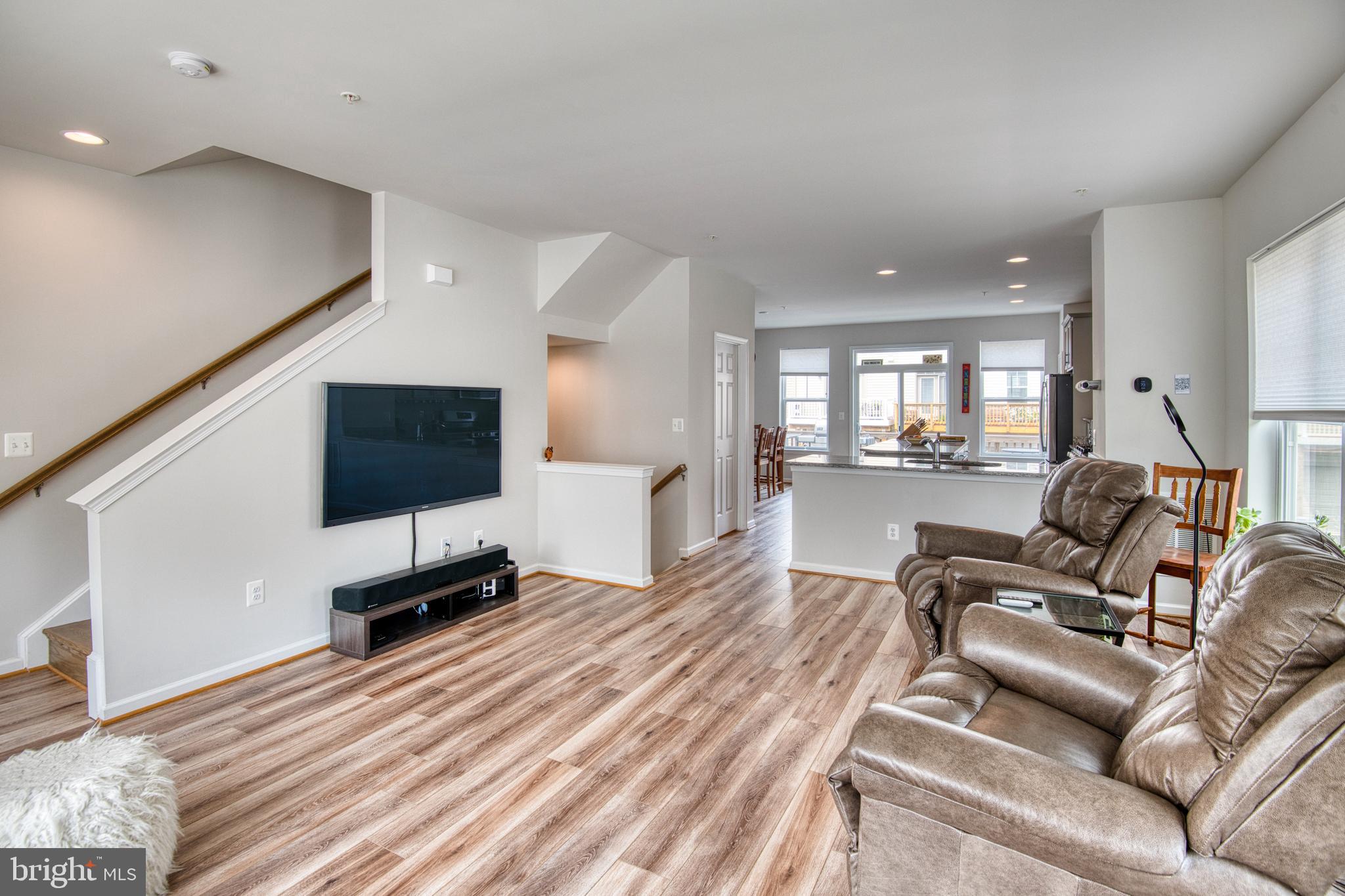 BRADFORD'S LANDING - Residential