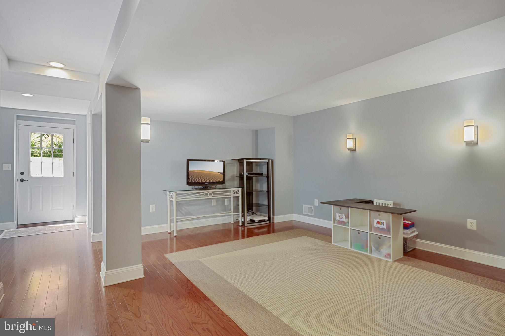 PHOENIX - Residential