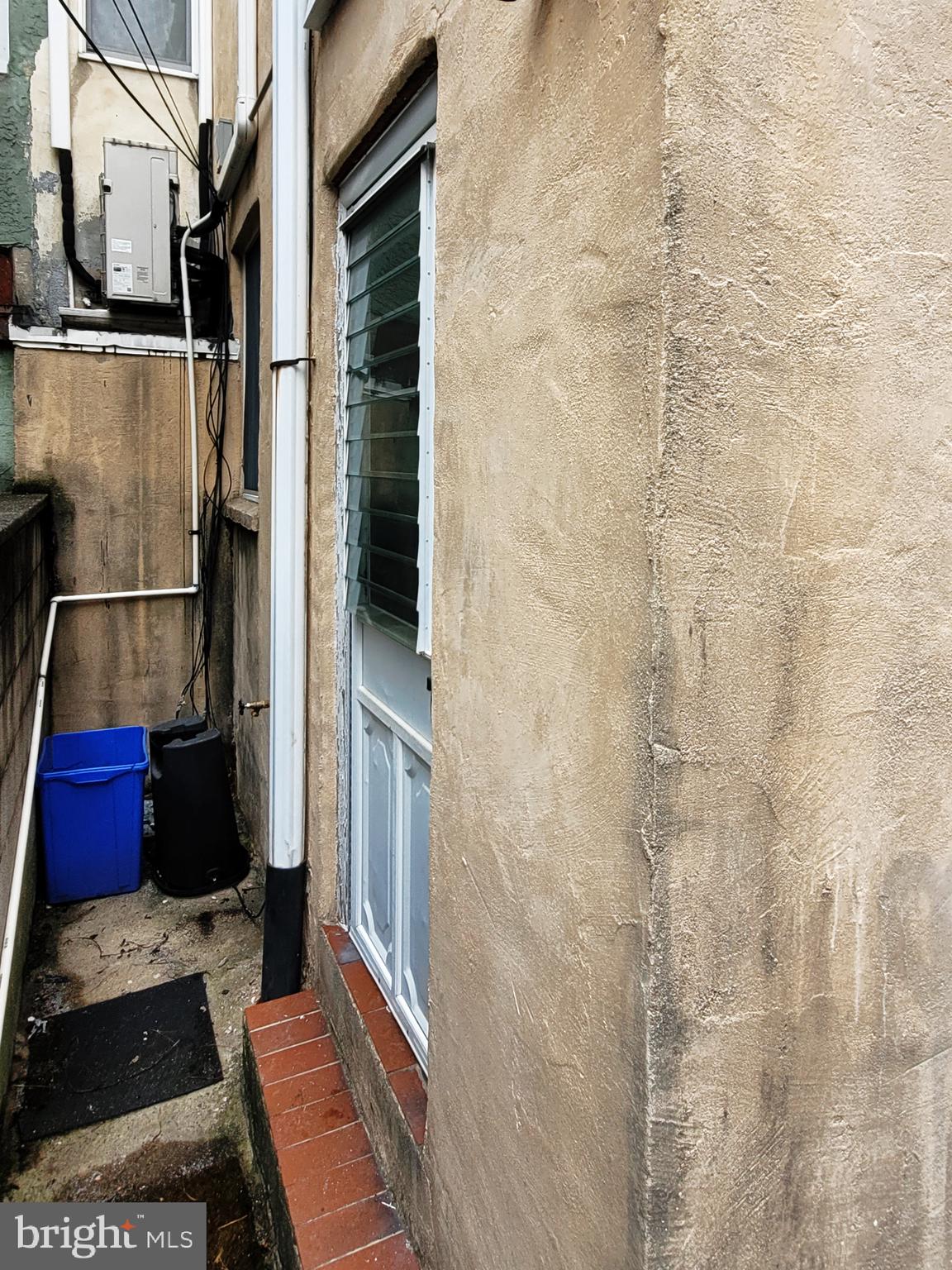 LOWER MOYAMENSING - Residential