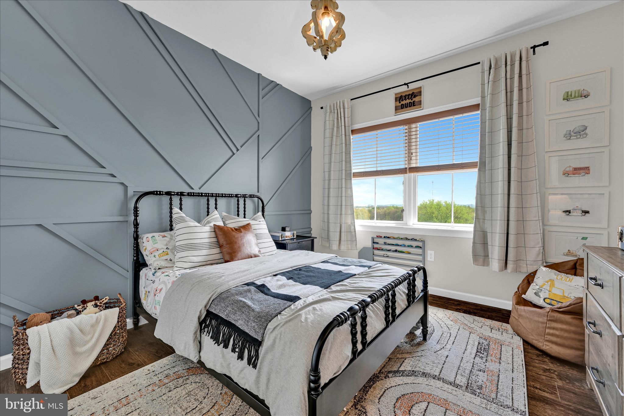 ELIZABETHTOWN - Residential