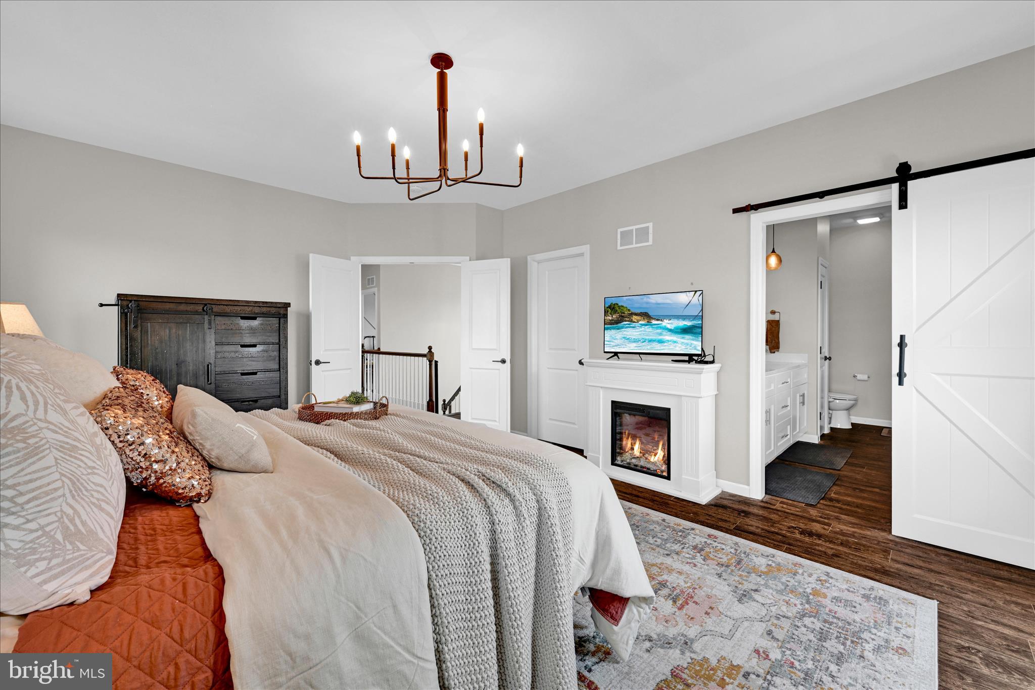 ELIZABETHTOWN - Residential