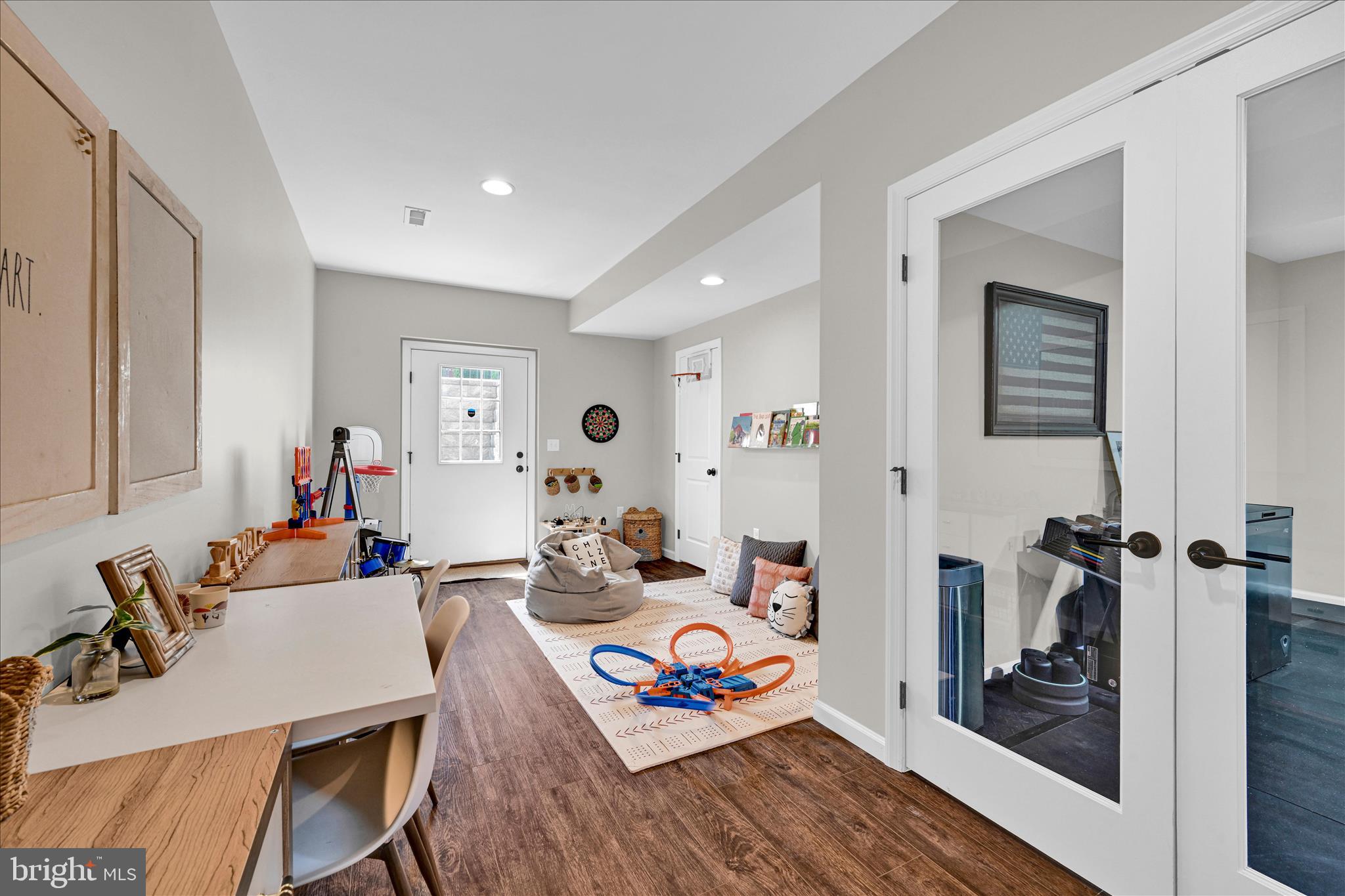 ELIZABETHTOWN - Residential