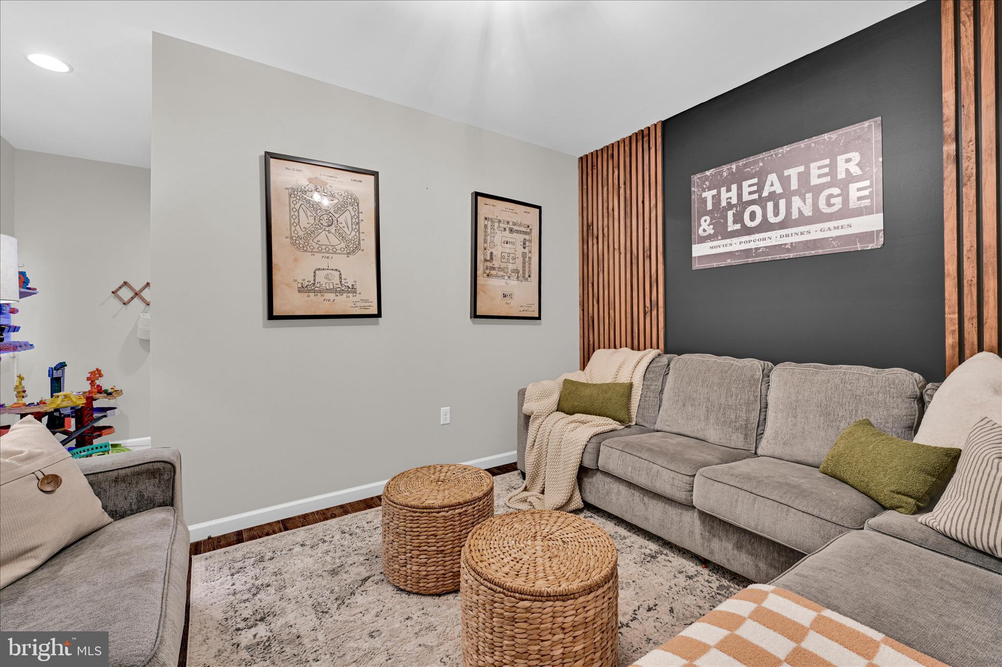 ELIZABETHTOWN - Residential