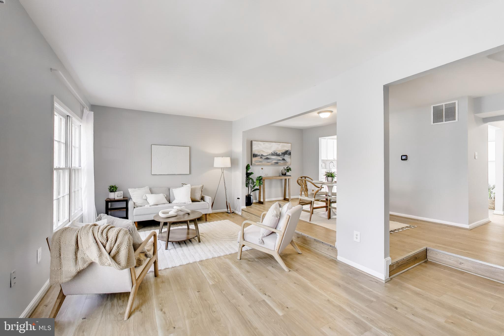 2557 KINGSWOOD COURT