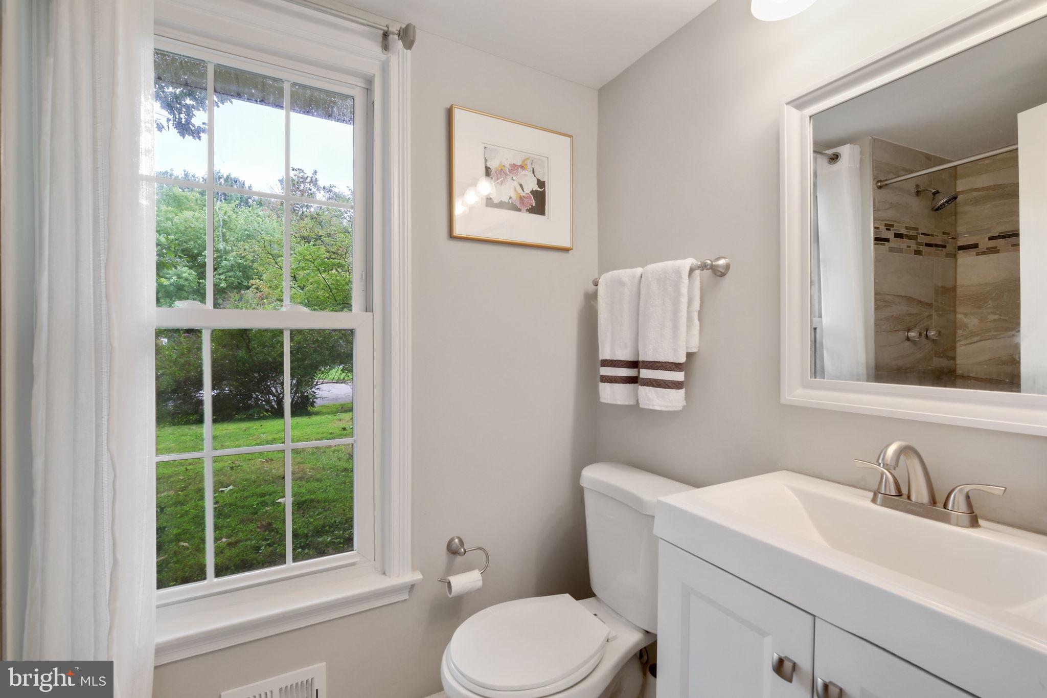 QUINCE ORCHARD KNOLLS - Residential