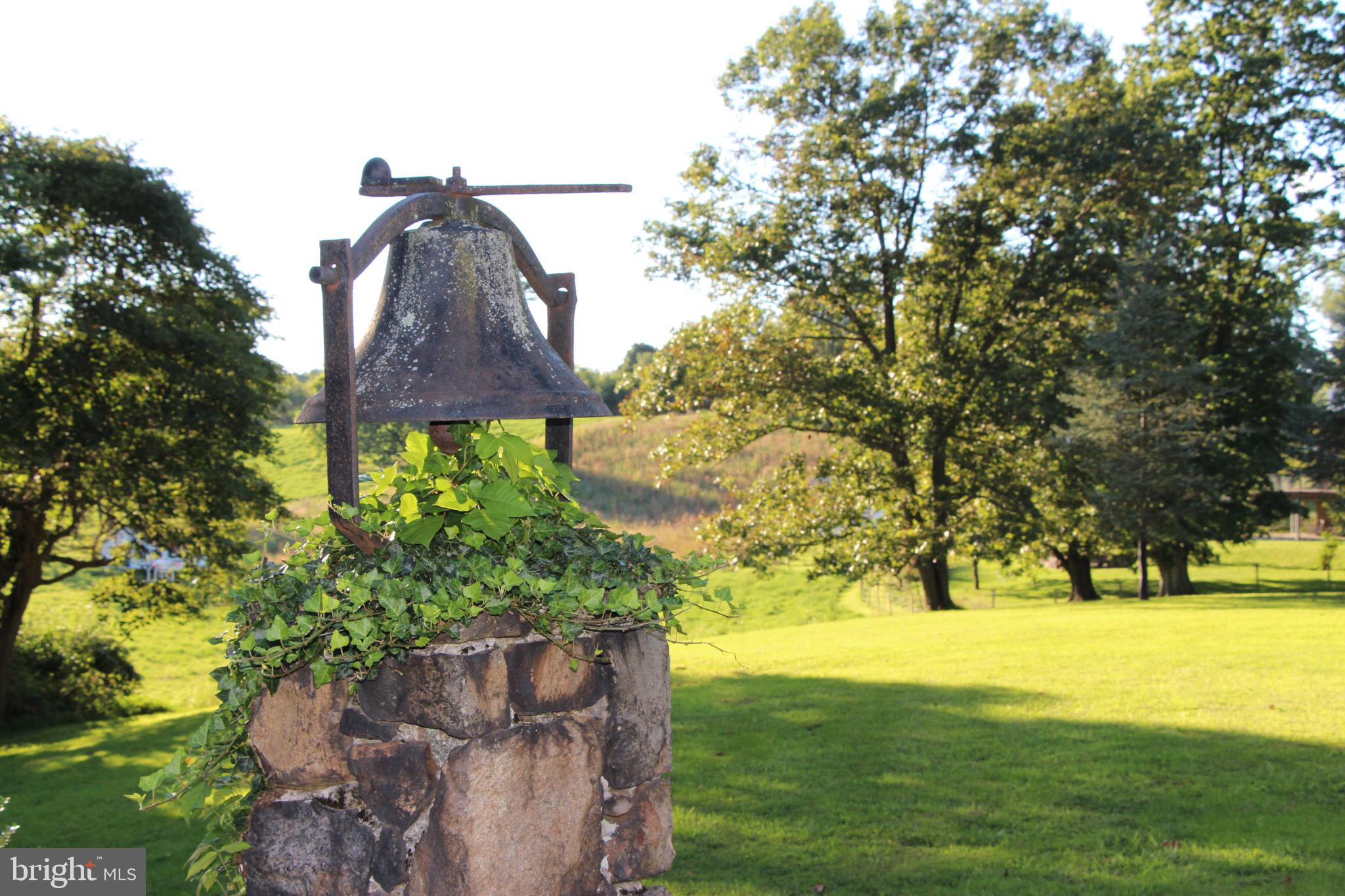 RADNOR HUNT - Residential