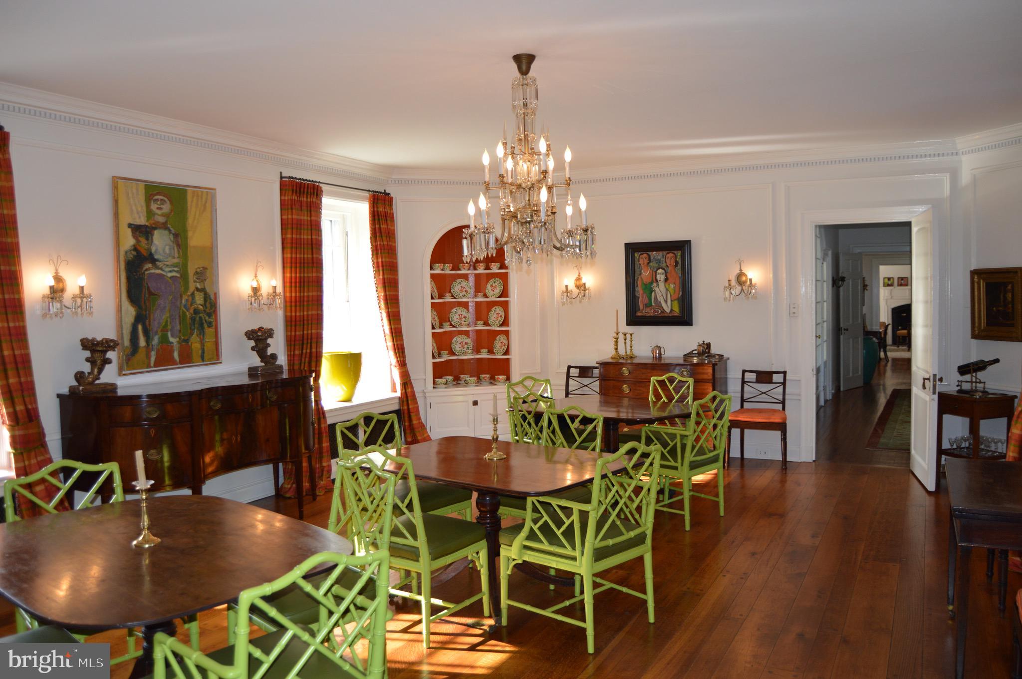 RADNOR HUNT - Residential